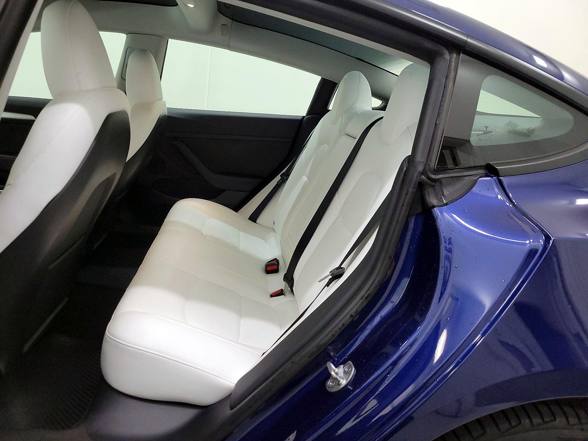 Thumbnail: 2023 Tesla Model 3 - 20