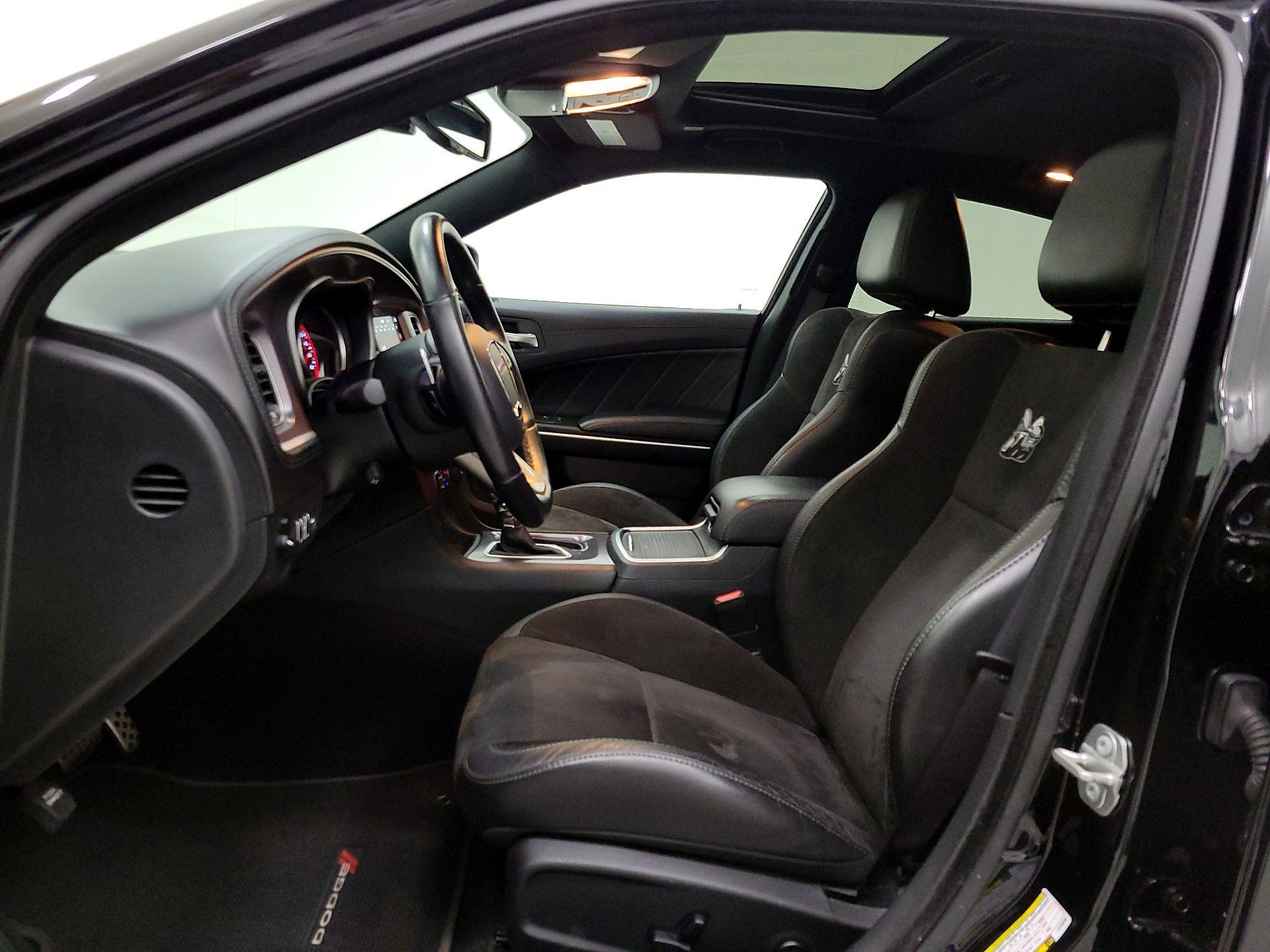 Thumbnail: 2020 Dodge Charger - 11