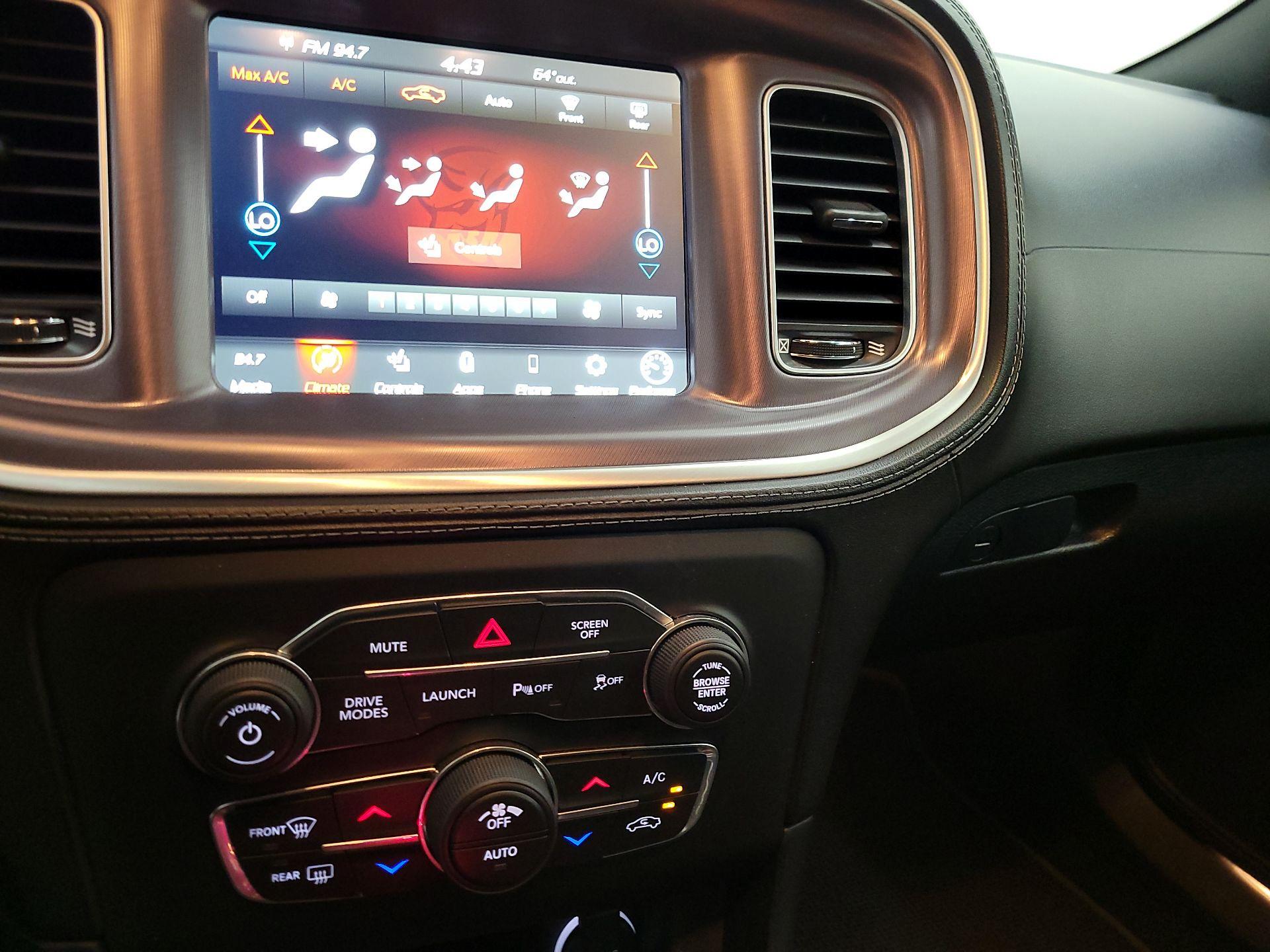 Thumbnail: 2020 Dodge Charger - 16