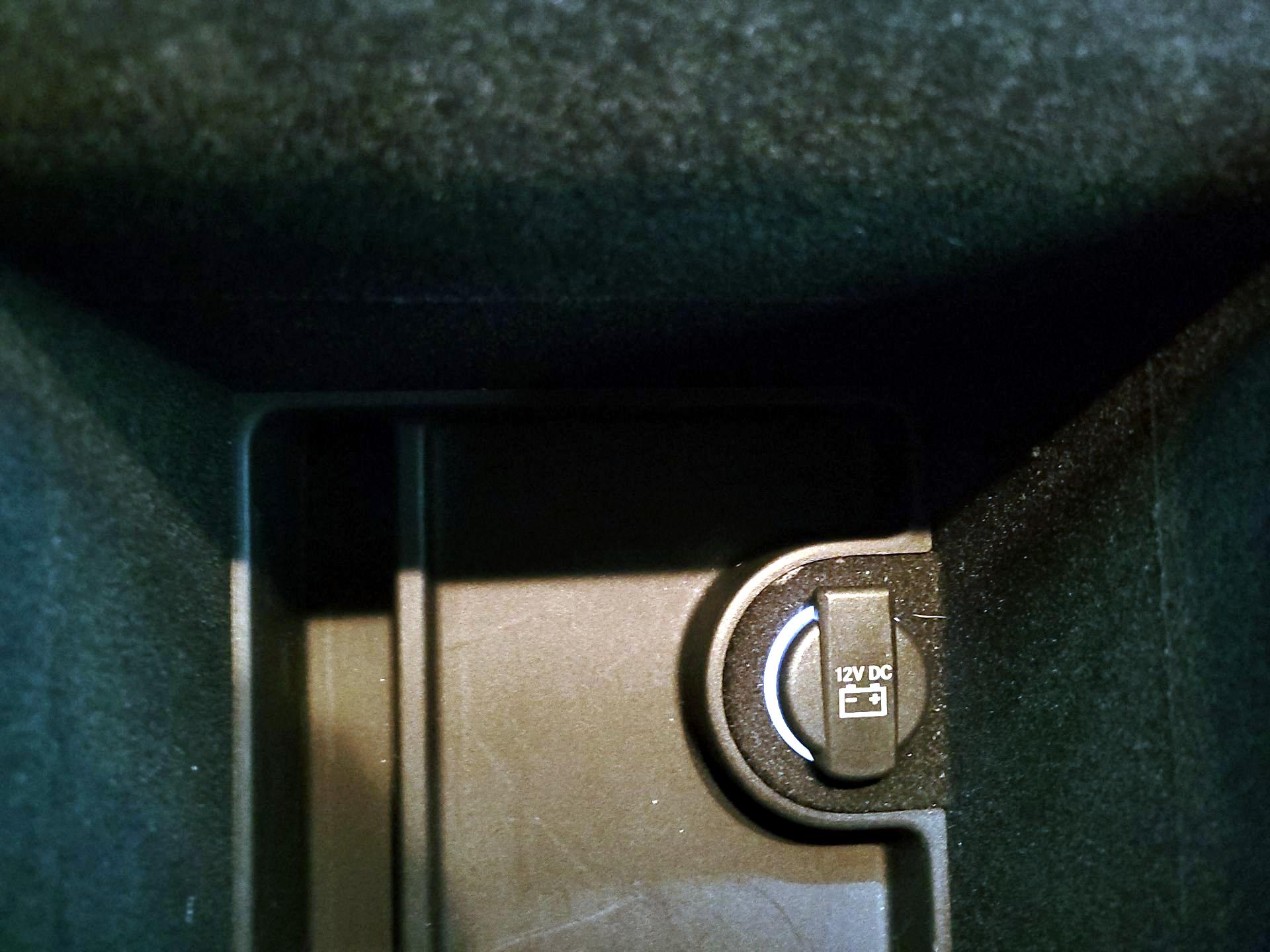 Thumbnail: 2020 Dodge Charger - 18