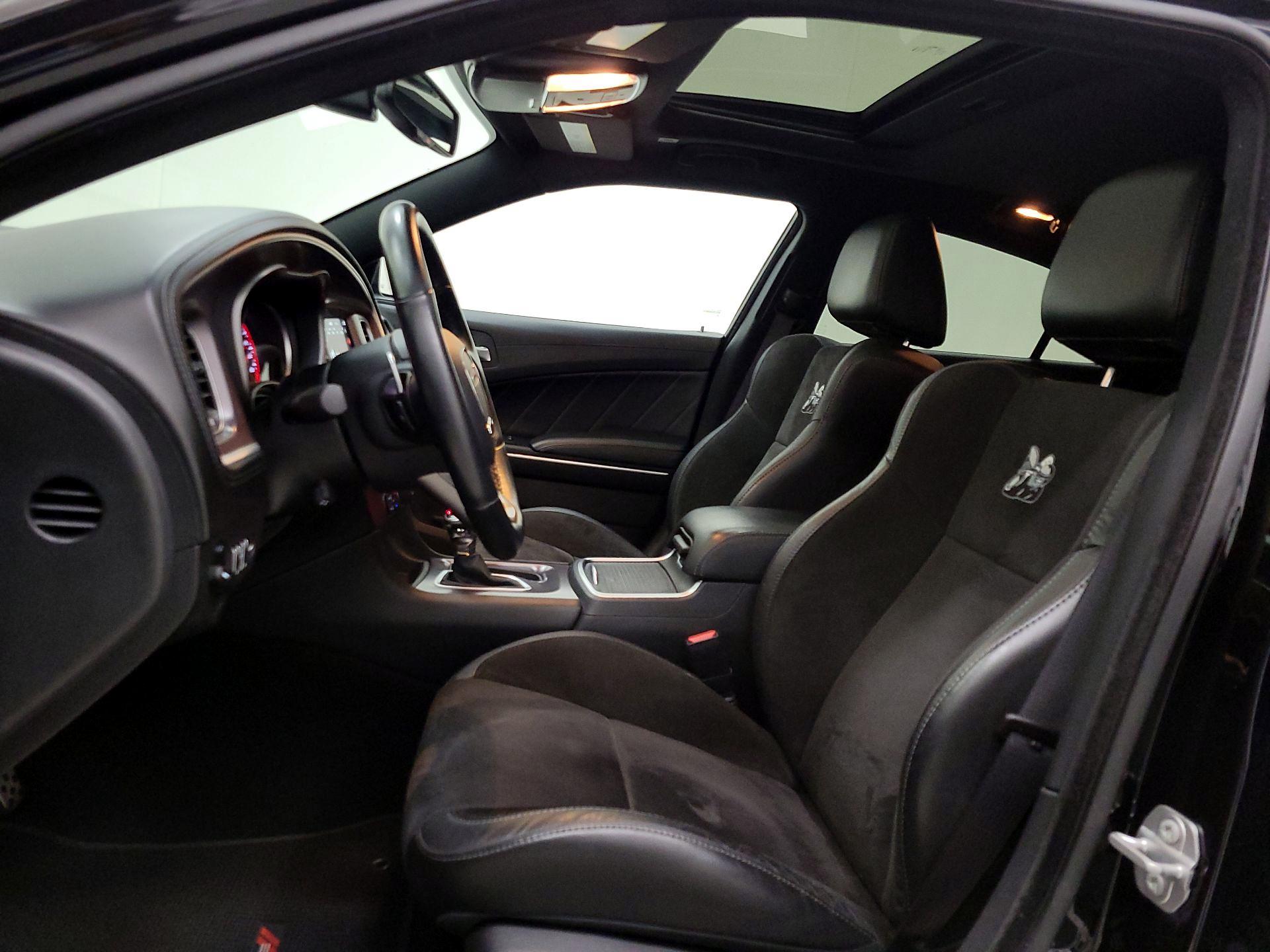 Thumbnail: 2020 Dodge Charger - 19