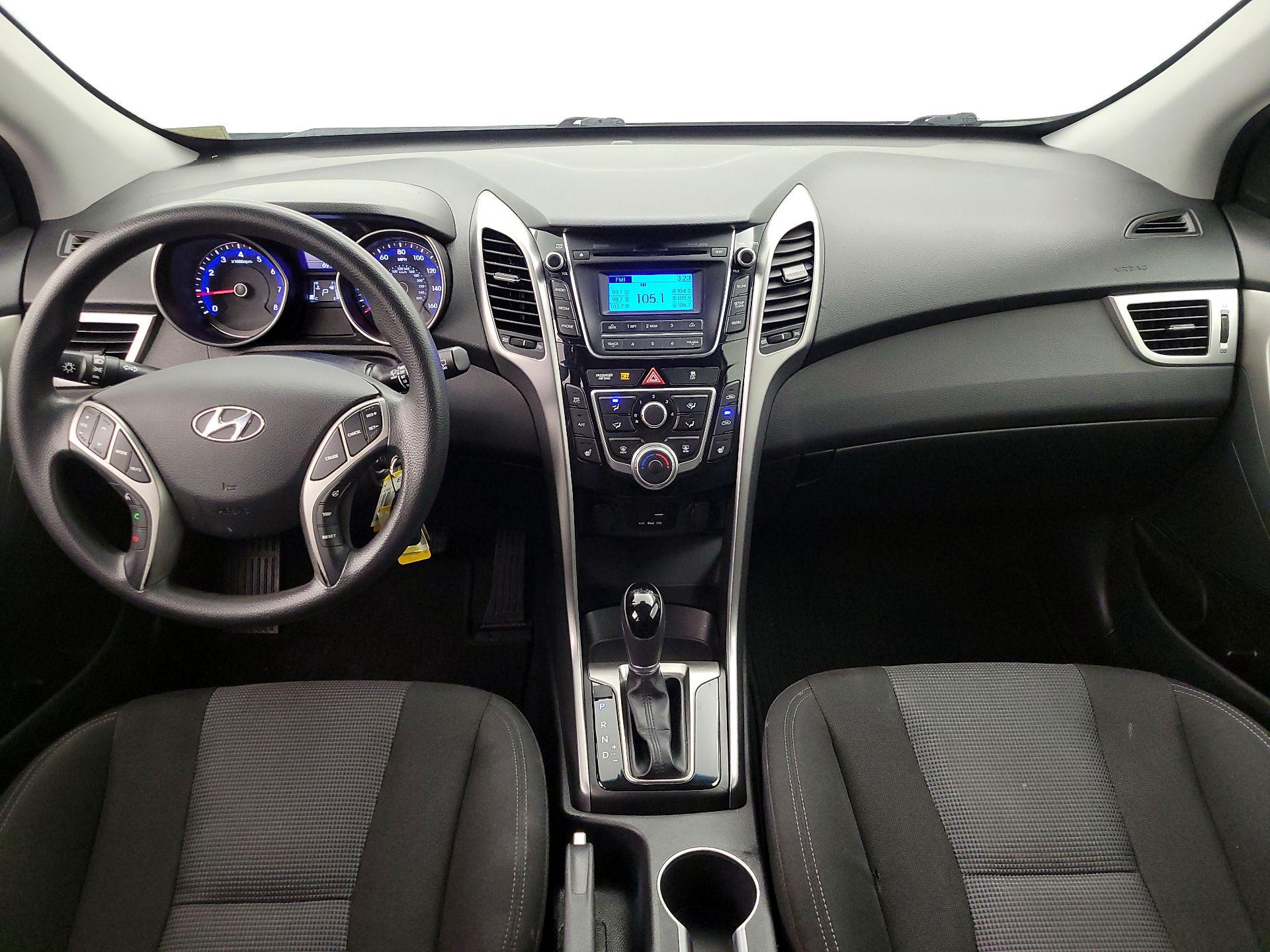 Thumbnail: 2016 Hyundai Elantra - 9