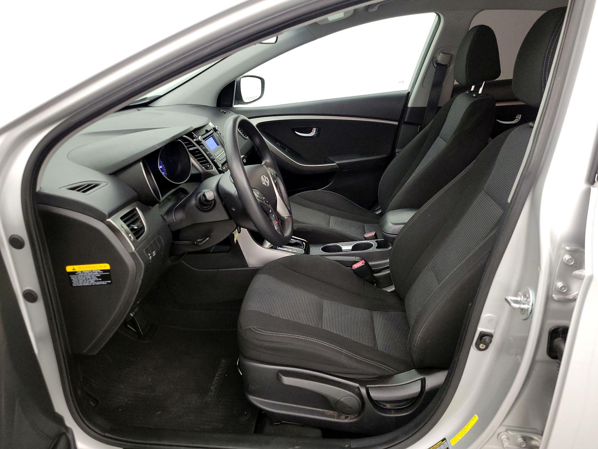 Thumbnail: 2016 Hyundai Elantra - 11