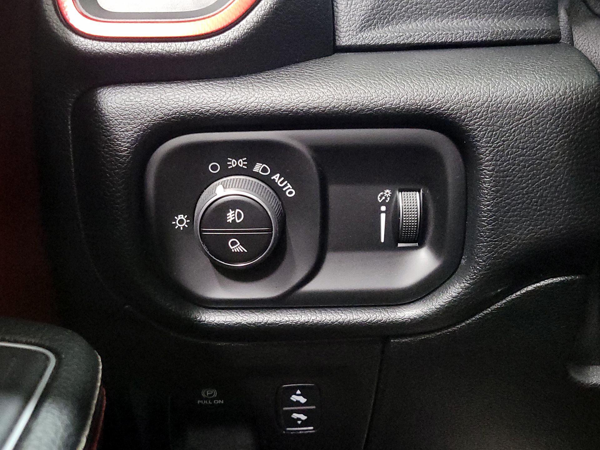 Thumbnail: 2021 RAM 1500 - 13