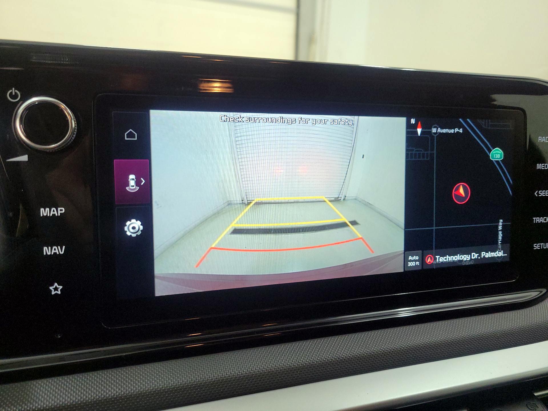 Thumbnail: 2022 Kia K5 - 15