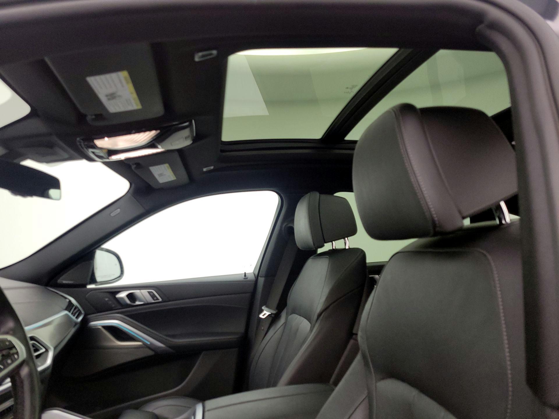 Thumbnail: 2021 BMW X6 - 20