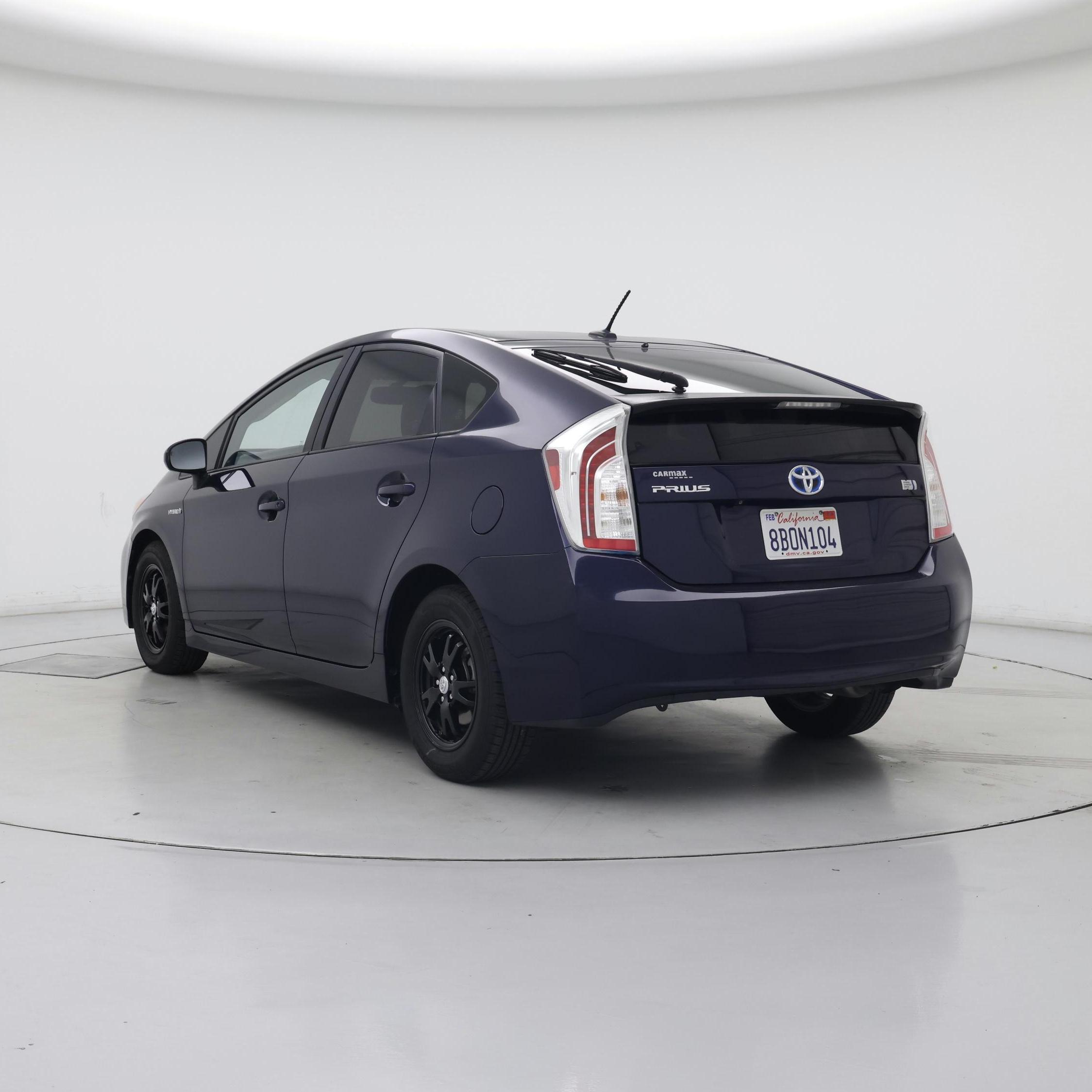 Thumbnail: 2015 Toyota Prius - 2