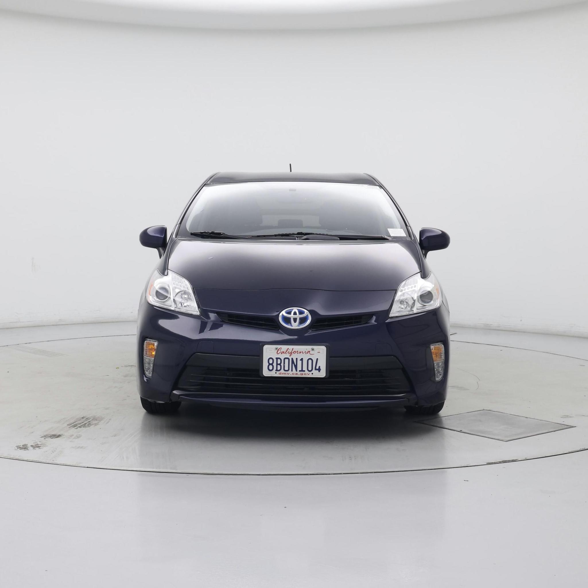 Thumbnail: 2015 Toyota Prius - 5