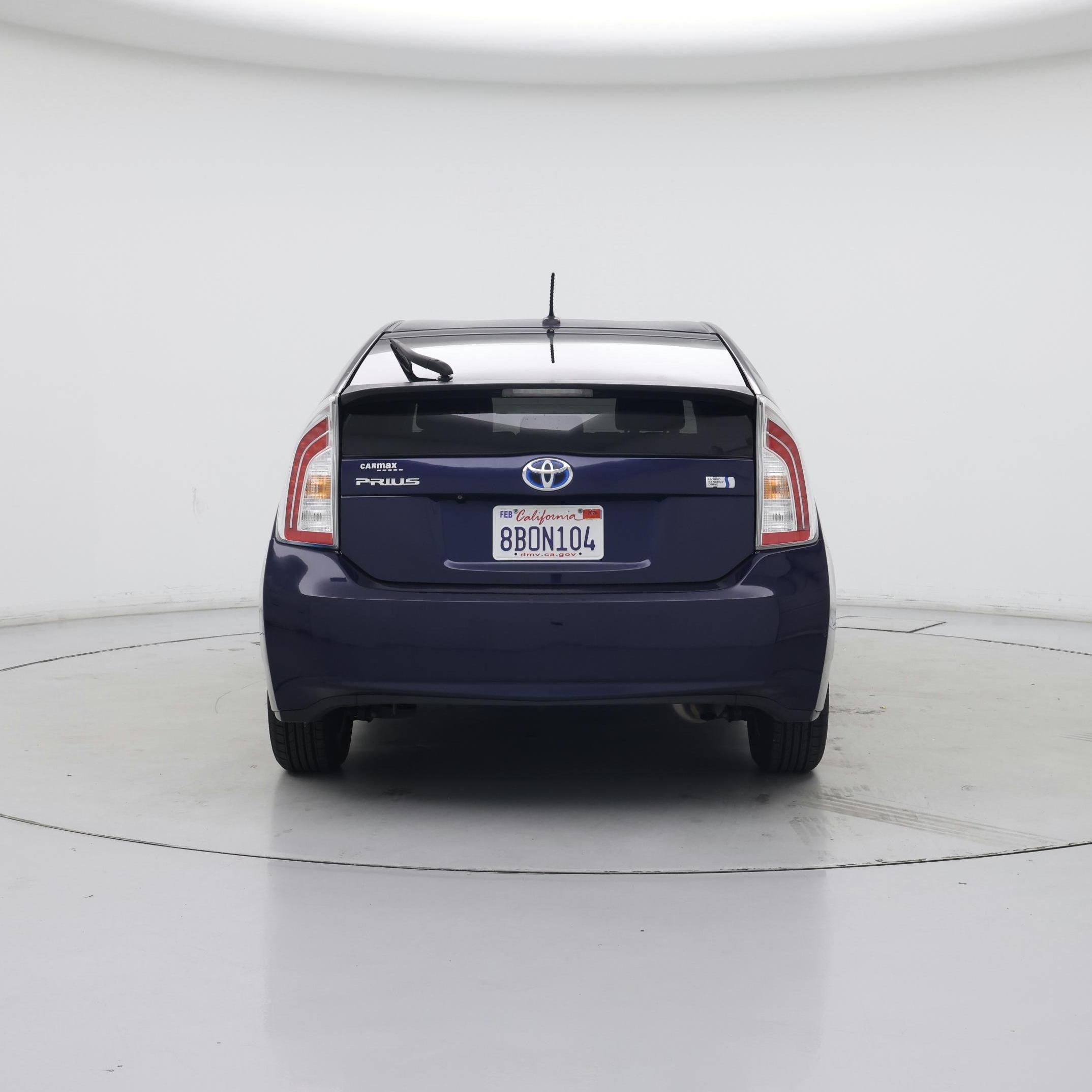 Thumbnail: 2015 Toyota Prius - 6