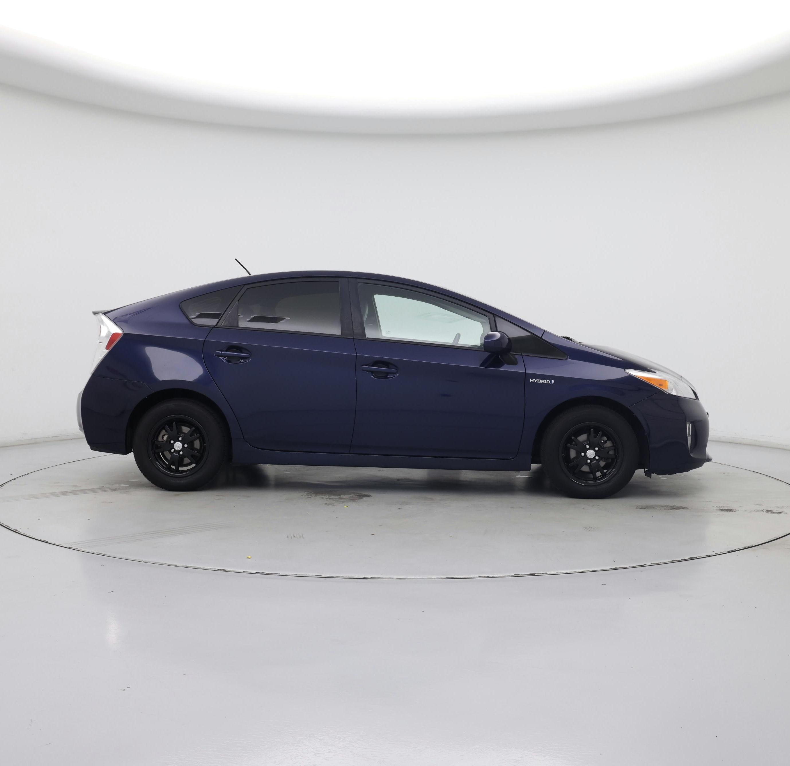 Thumbnail: 2015 Toyota Prius - 7