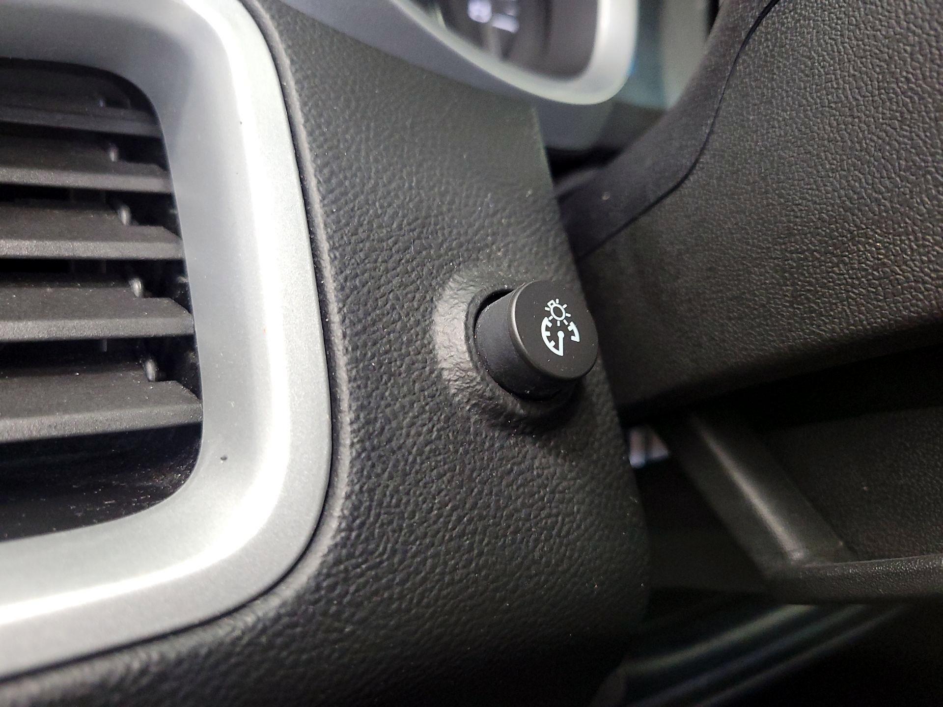 Thumbnail: 2017 Chevrolet Equinox - 13