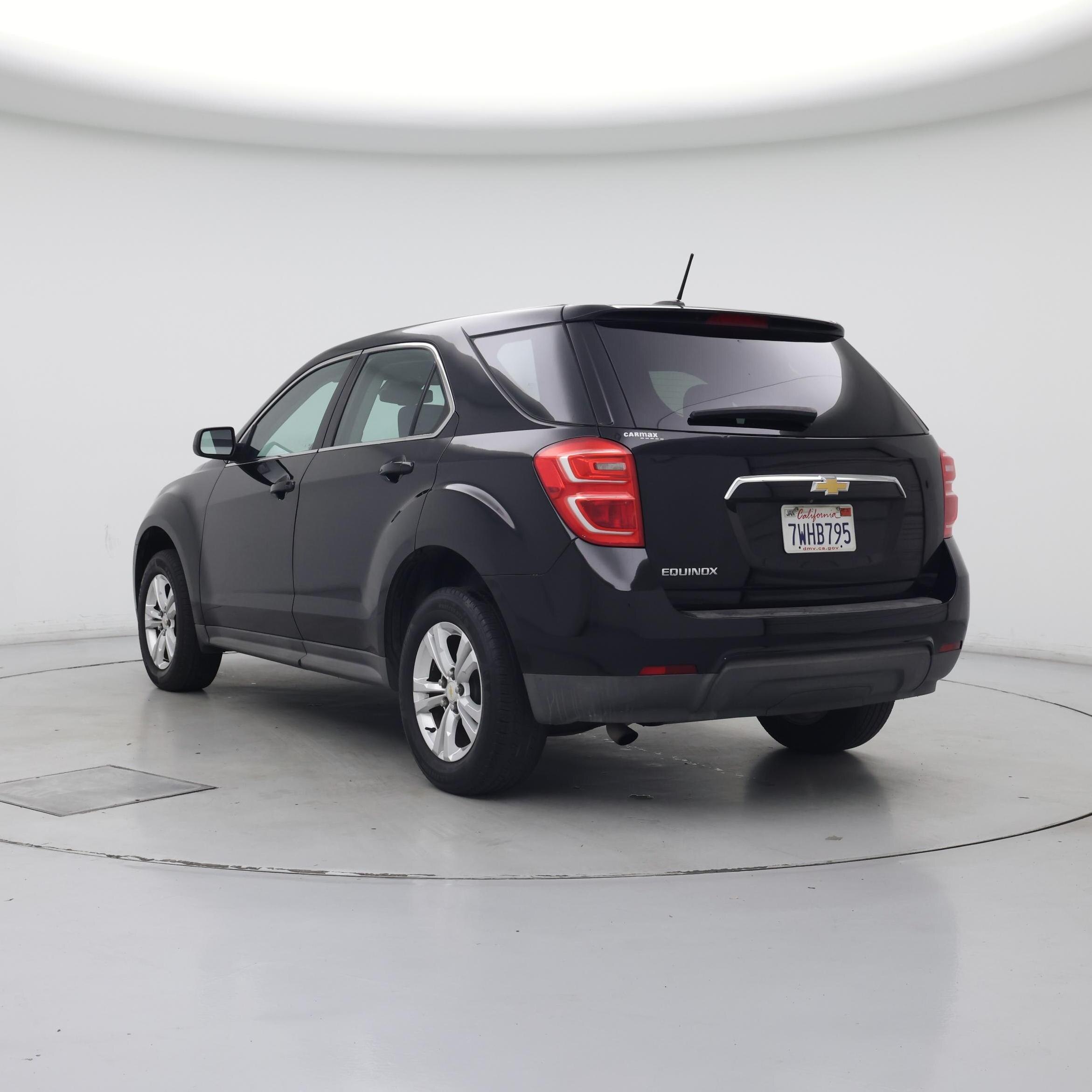 Thumbnail: 2017 Chevrolet Equinox - 2