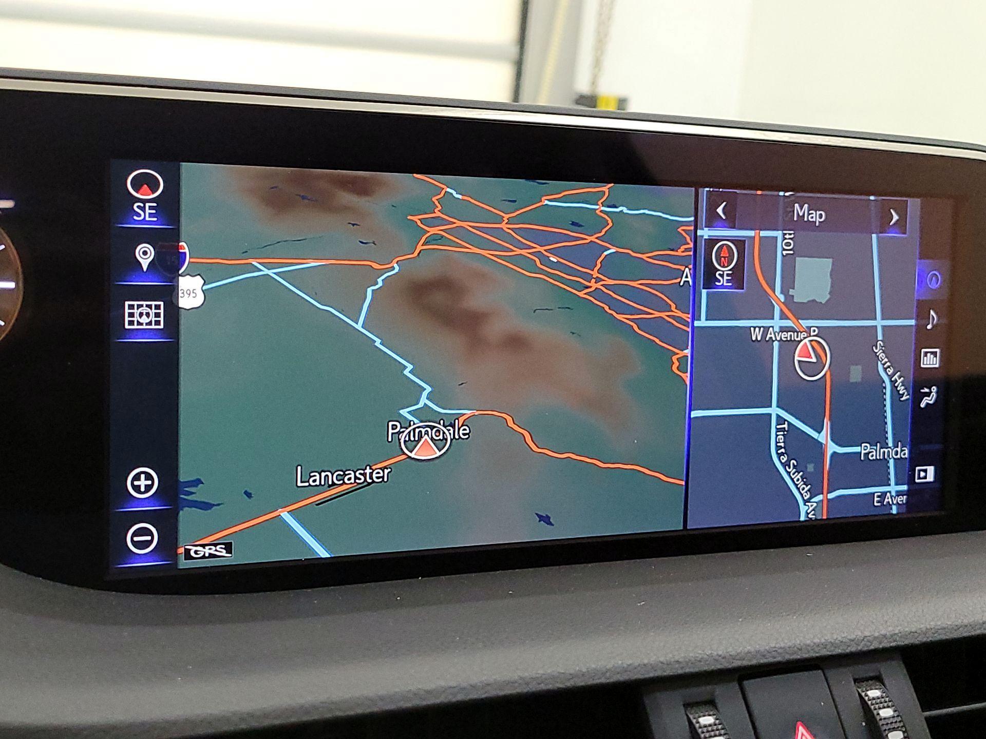 Thumbnail: 2019 Lexus ES - 14