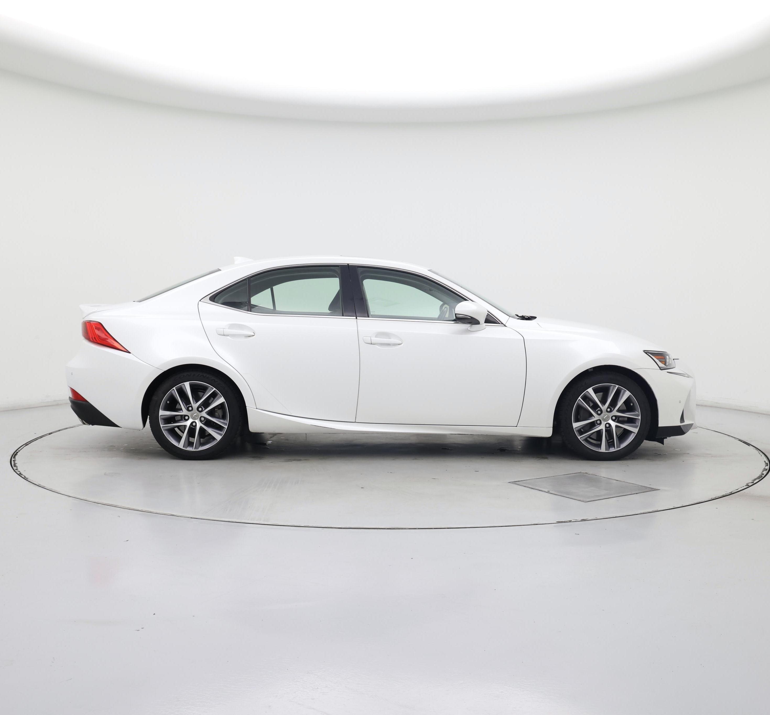 Thumbnail: 2020 Lexus IS - 7