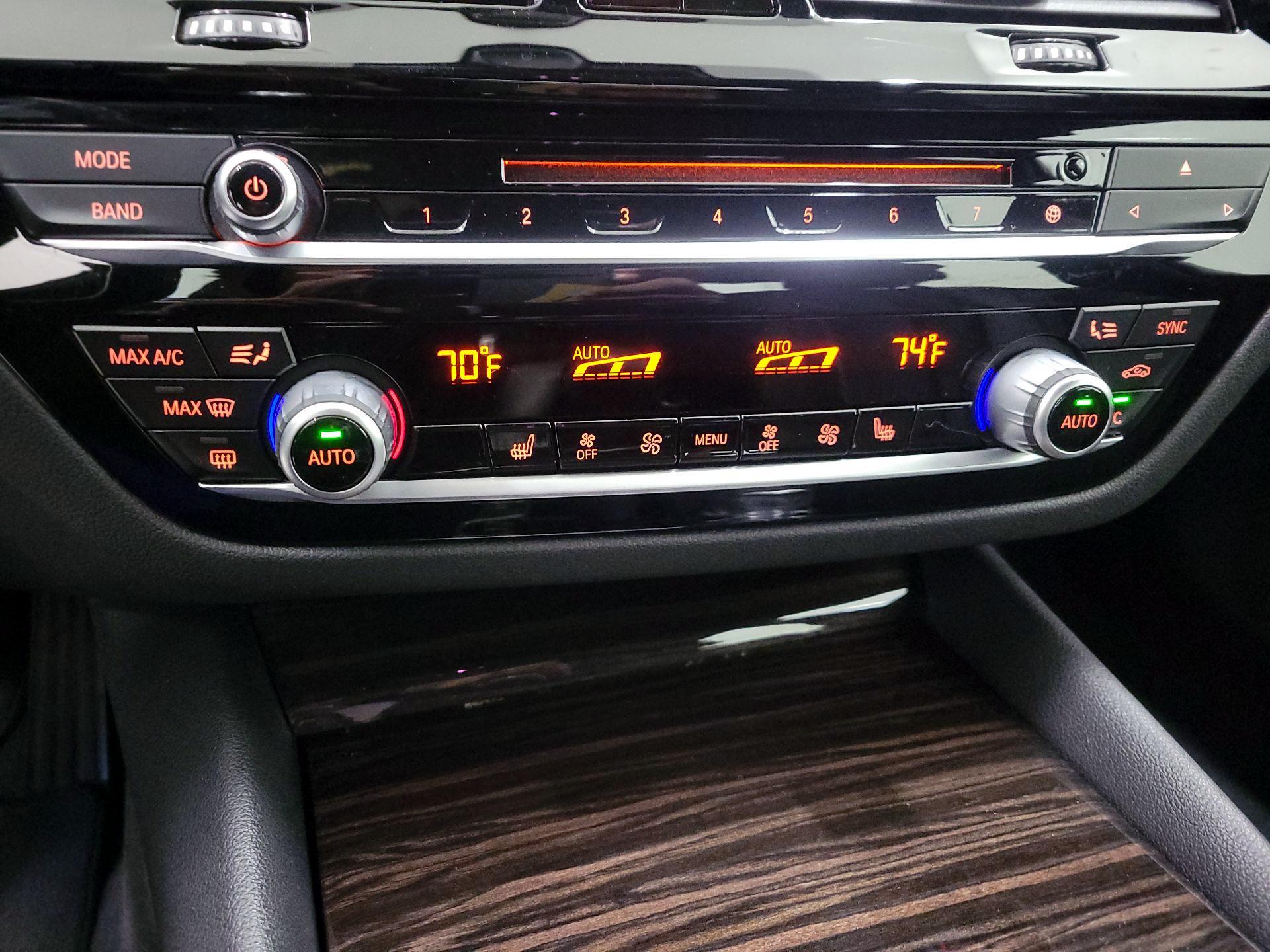 Thumbnail: 2019 BMW 5 Series - 17