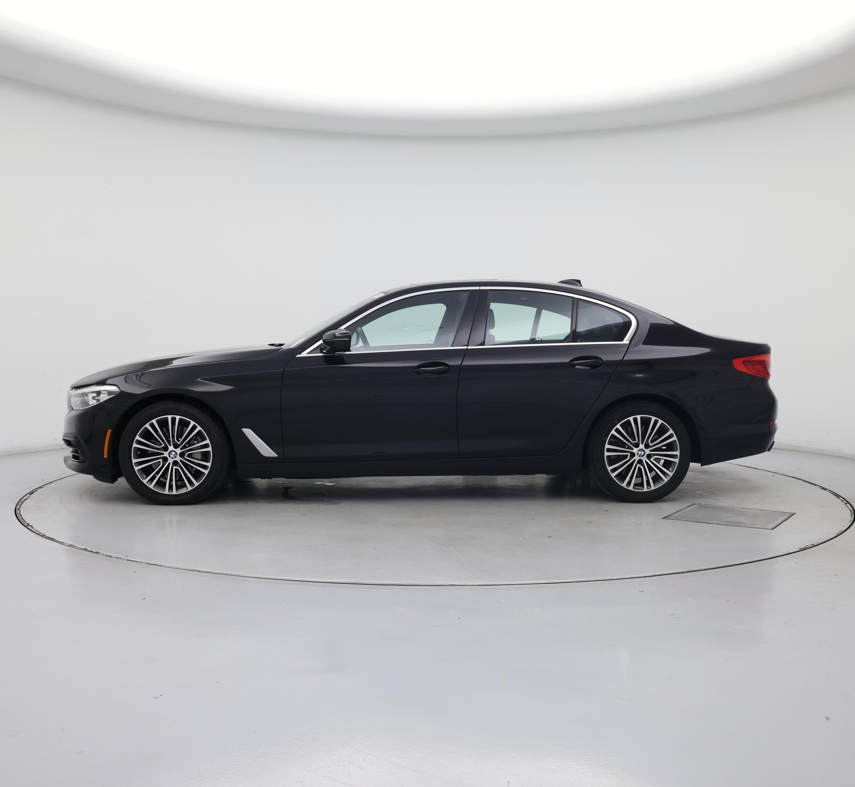 Thumbnail: 2019 BMW 5 Series - 3