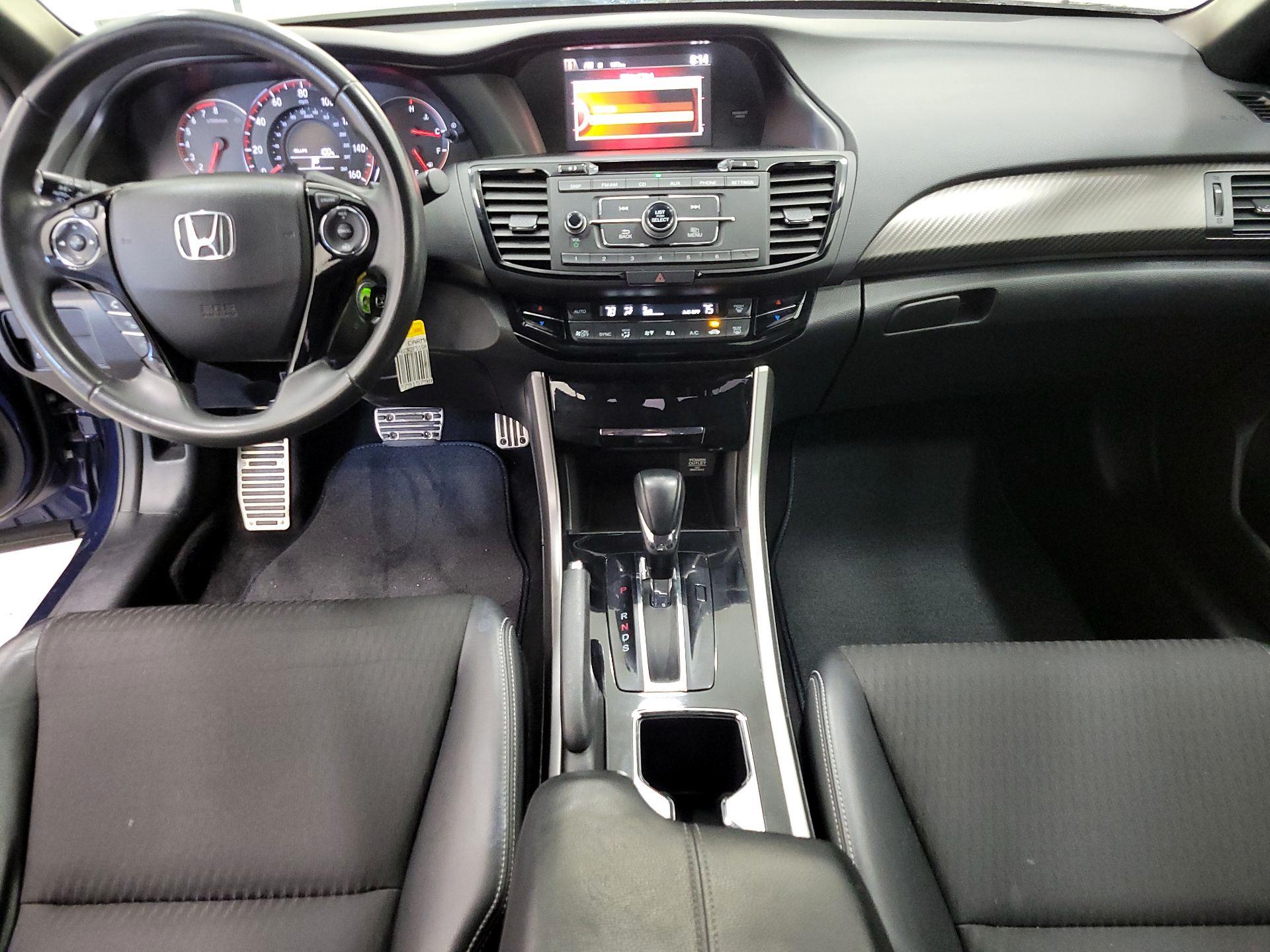 Thumbnail: 2016 Honda Accord - 9