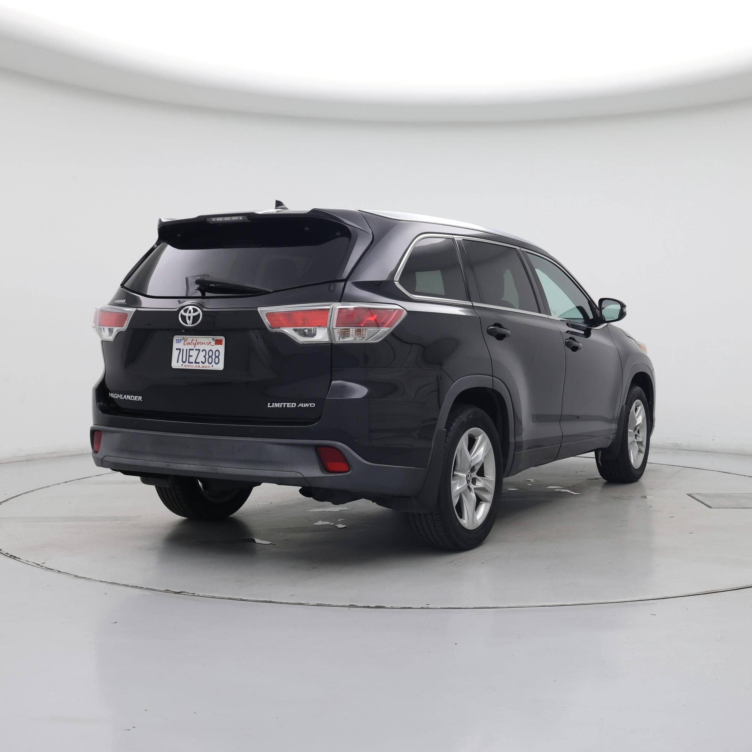Thumbnail: 2016 Toyota Highlander - 8