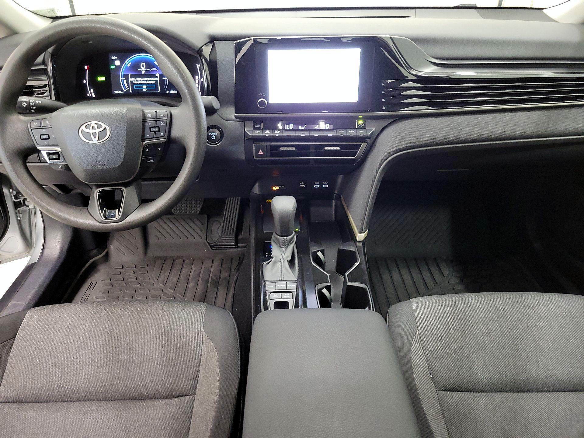 Thumbnail: 2025 Toyota Camry - 9