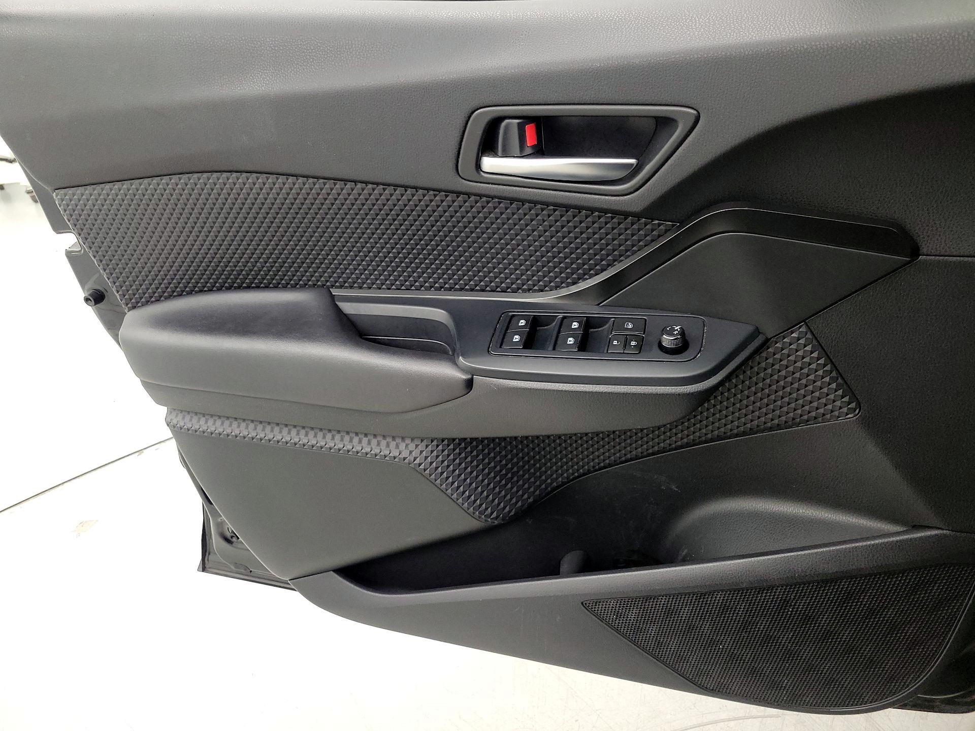 Thumbnail: 2019 Toyota C-HR - 12