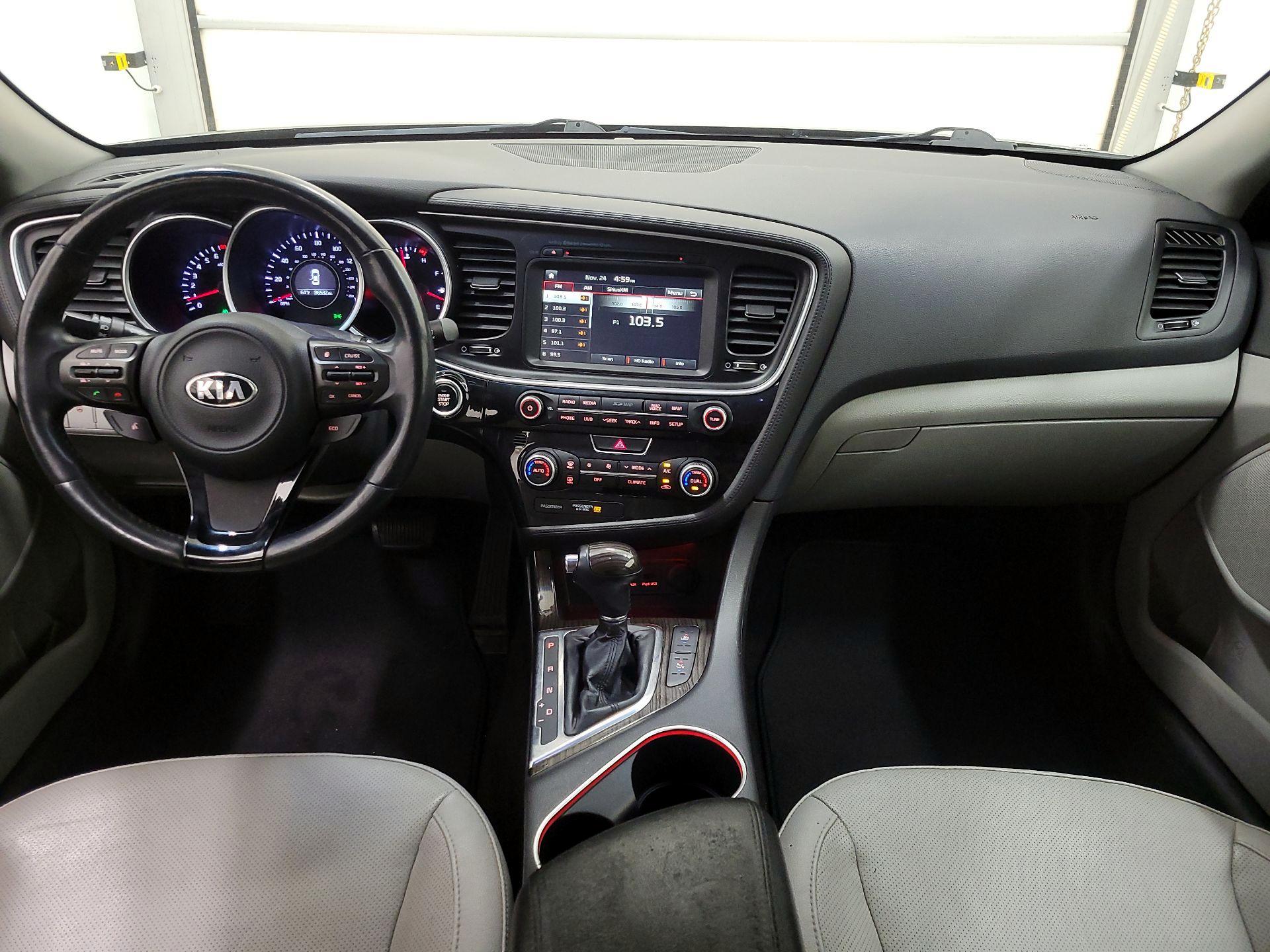 Thumbnail: 2015 Kia Optima - 9