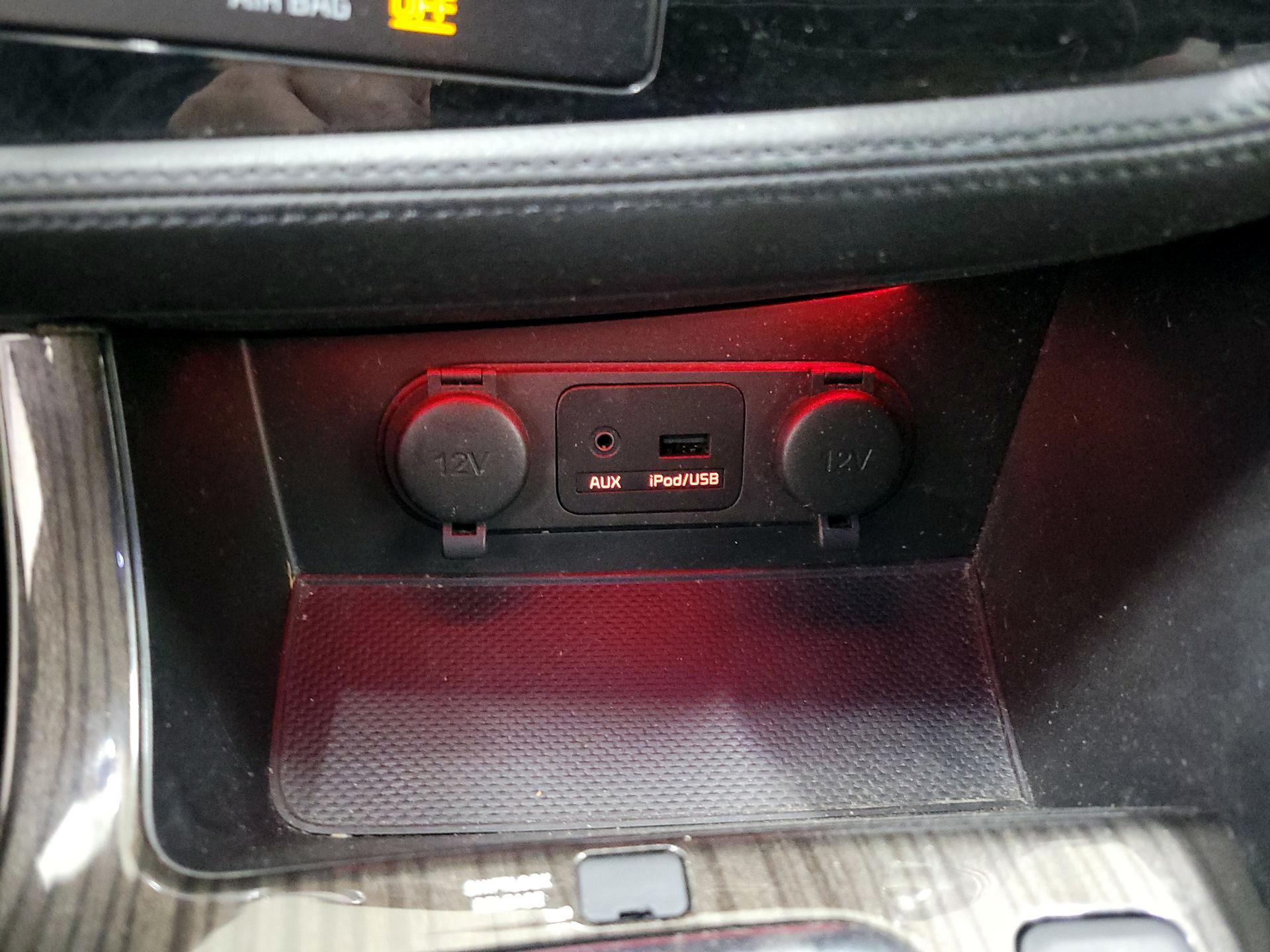 Thumbnail: 2015 Kia Optima - 19