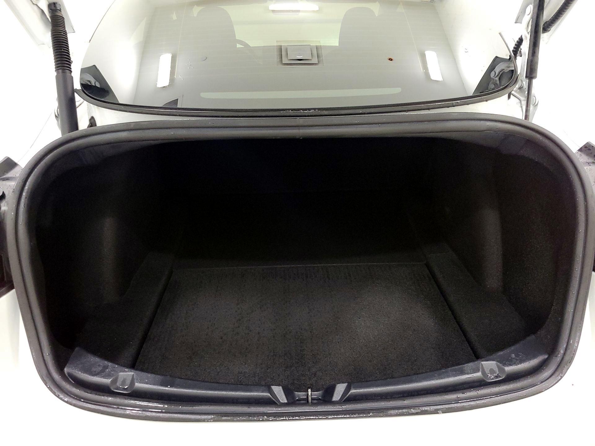 Thumbnail: 2021 Tesla Model 3 - 19