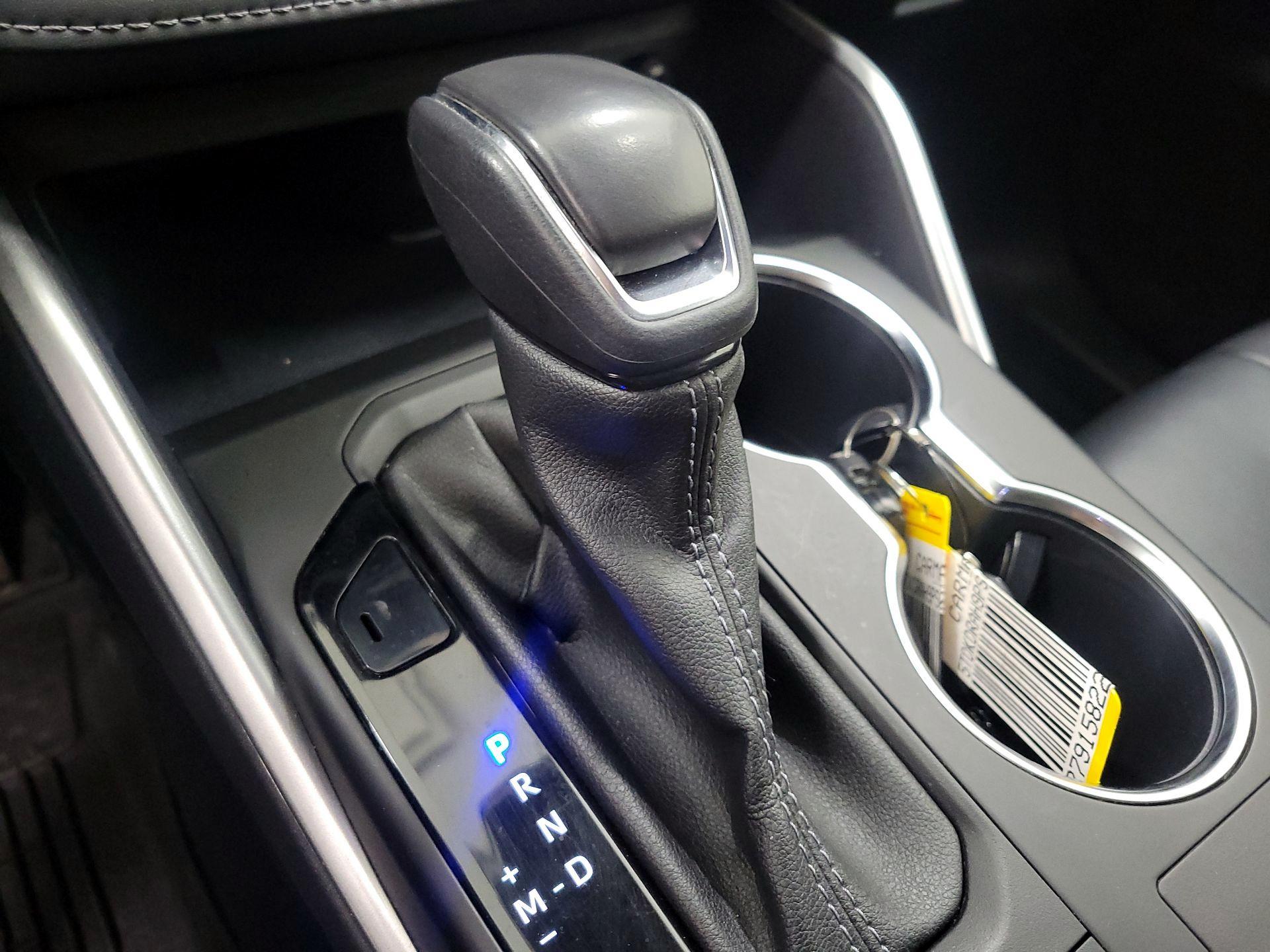 Thumbnail: 2023 Toyota Highlander - 17