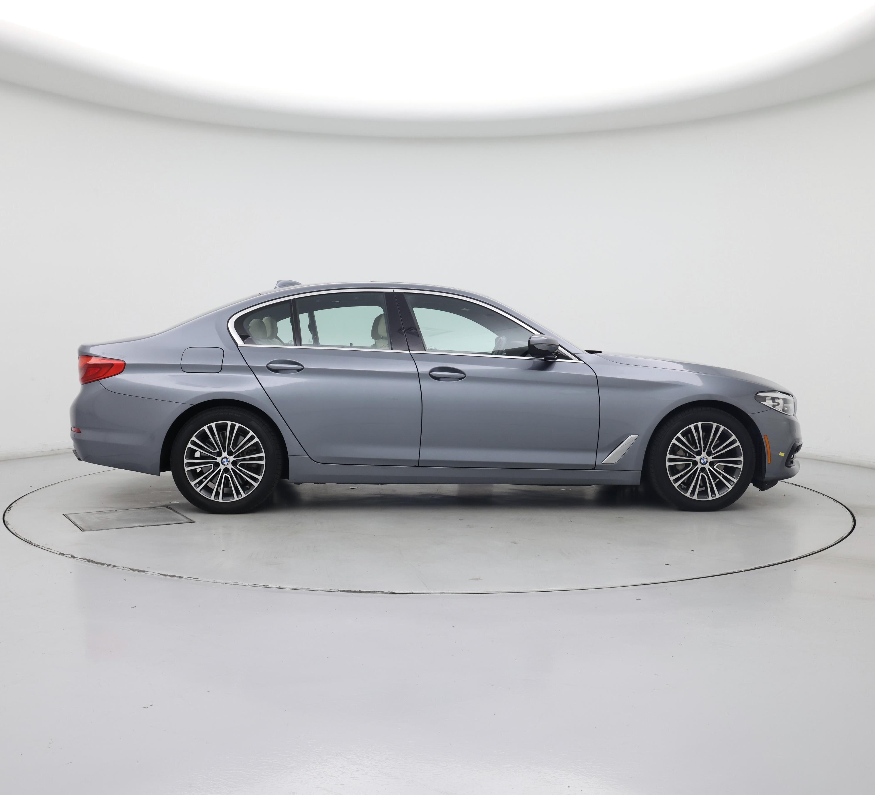 Thumbnail: 2019 BMW 5 Series - 7