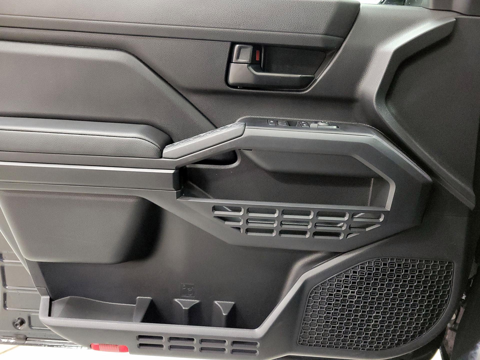 Thumbnail: 2025 Toyota Tacoma - 12