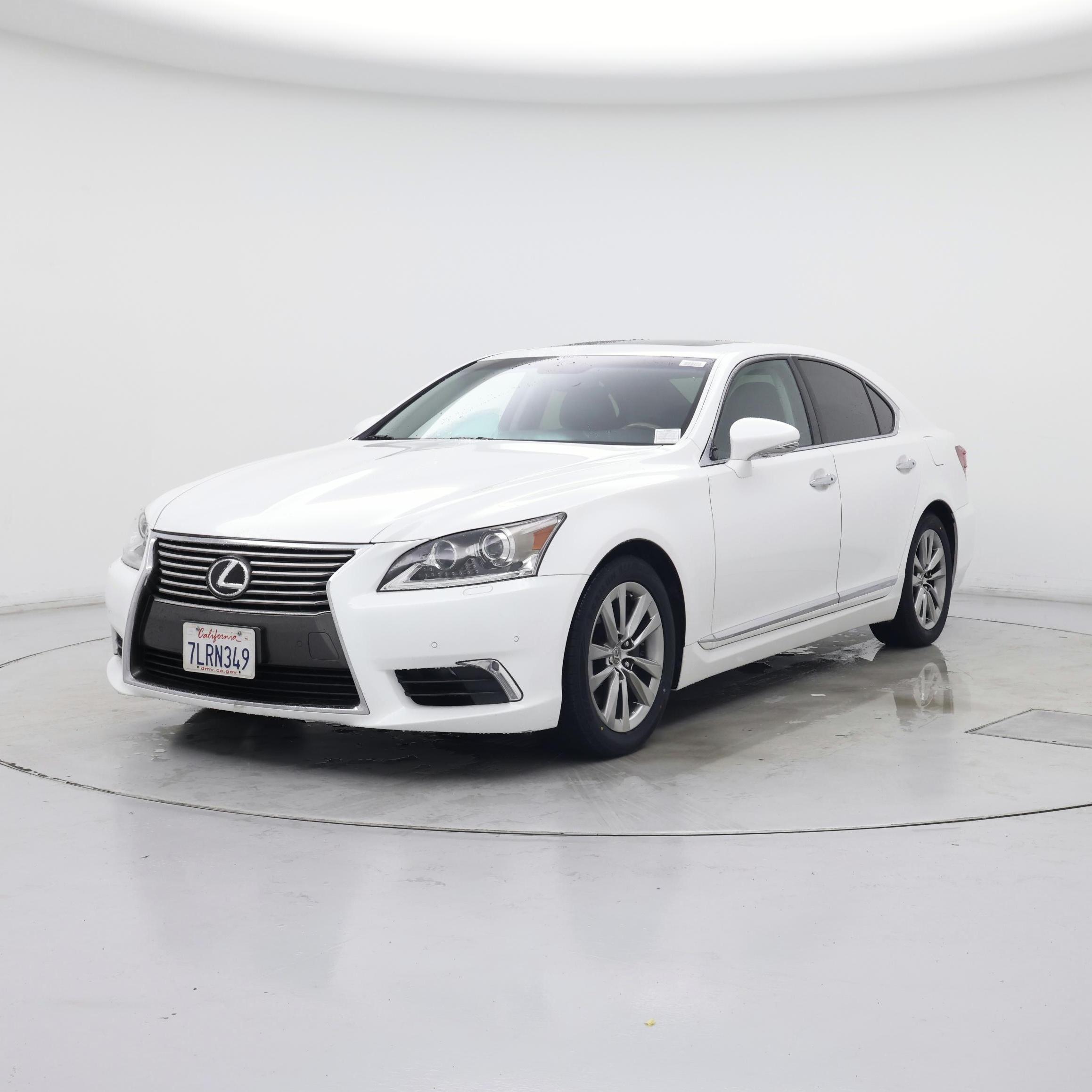 Thumbnail: 2015 Lexus LS - 4