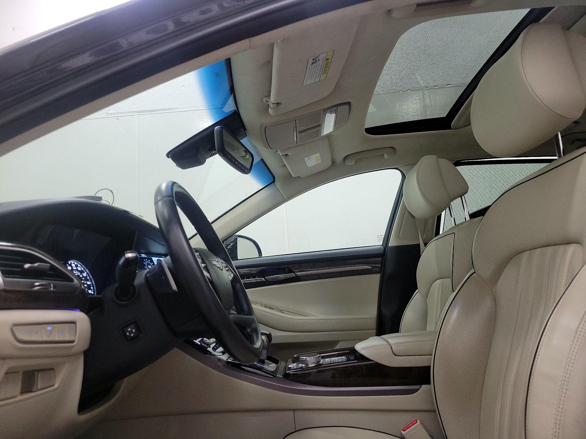 Thumbnail: 2019 Genesis G90 - 20