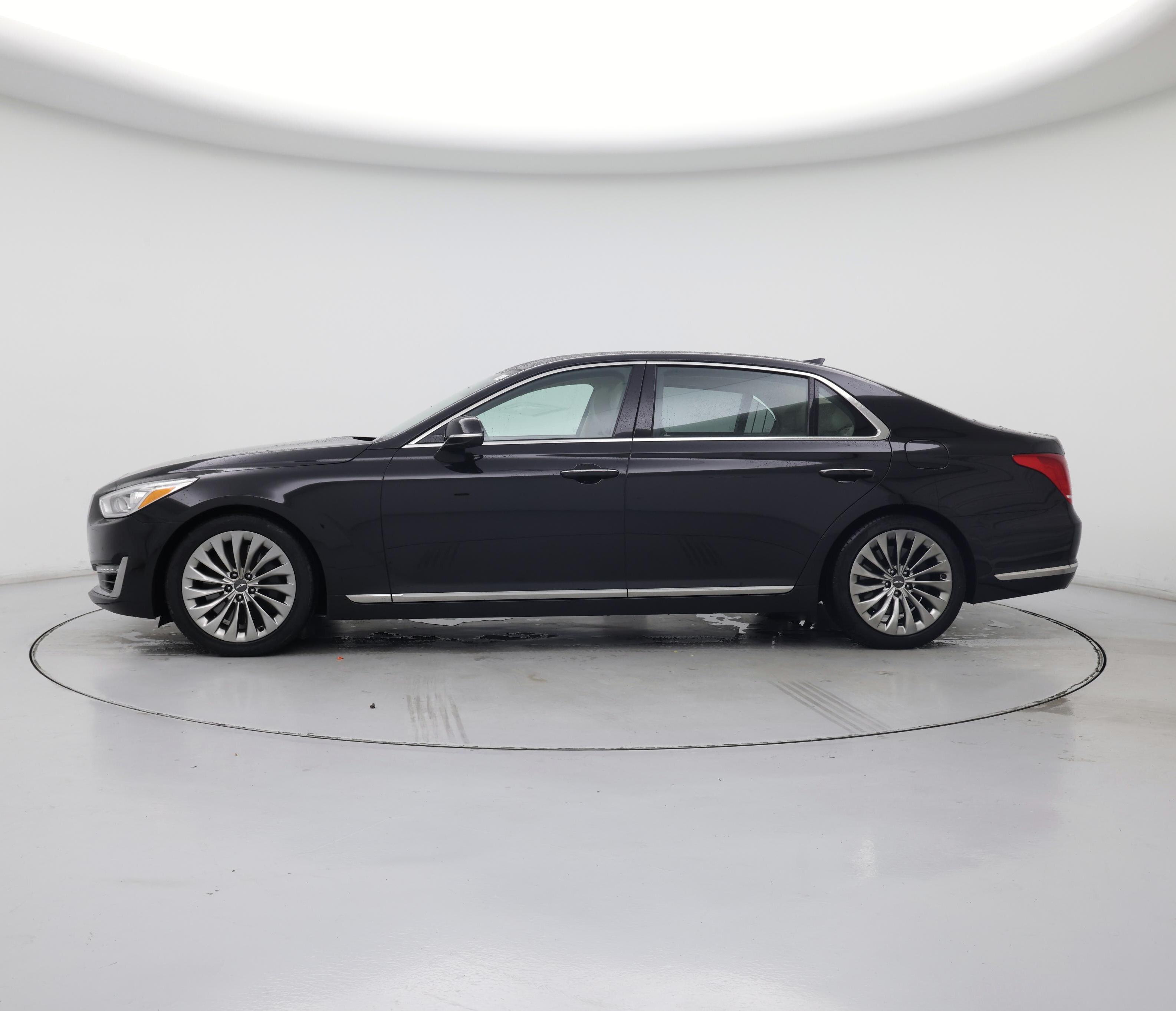 Thumbnail: 2019 Genesis G90 - 3
