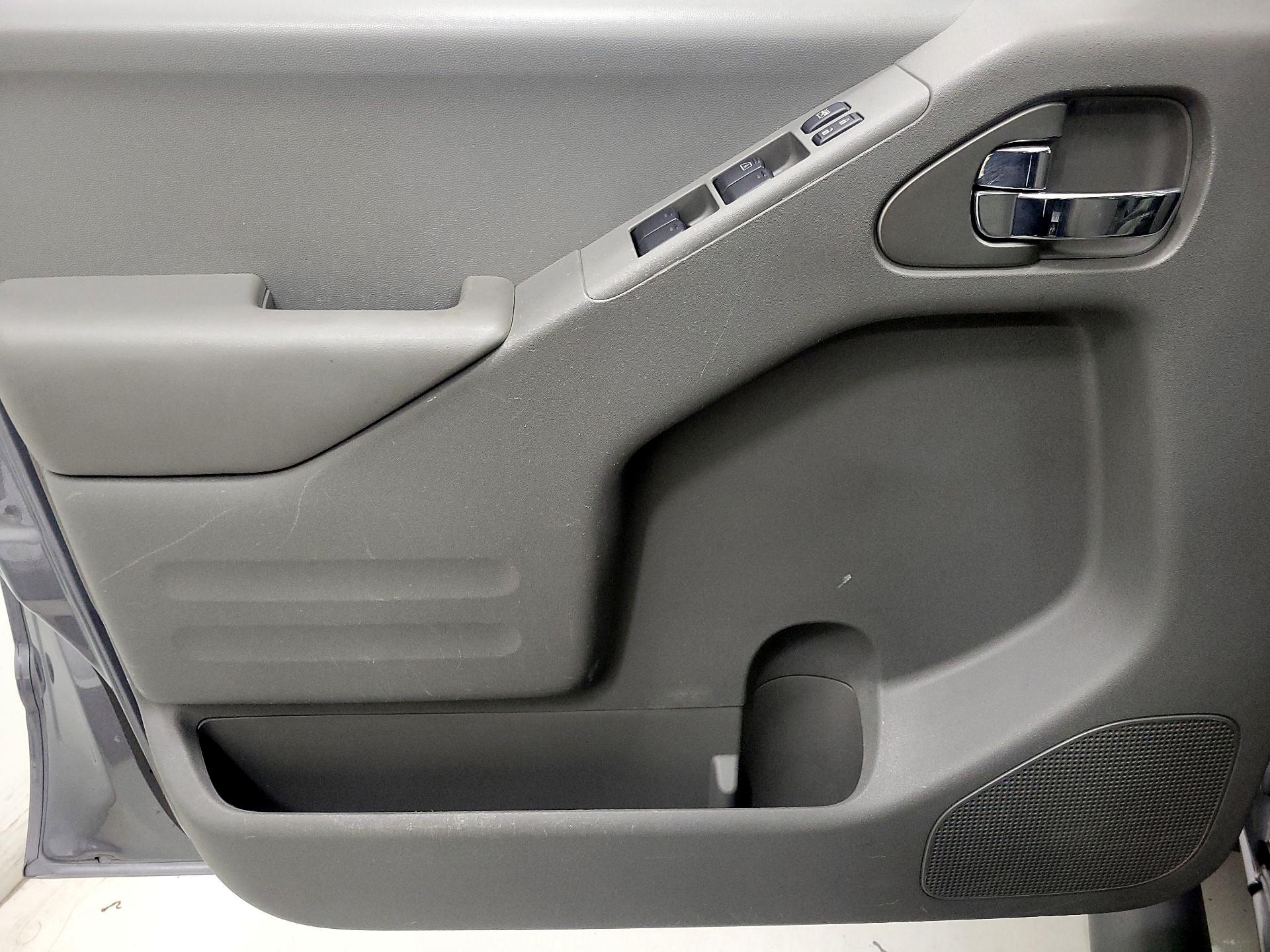 Thumbnail: 2019 Nissan Frontier - 12