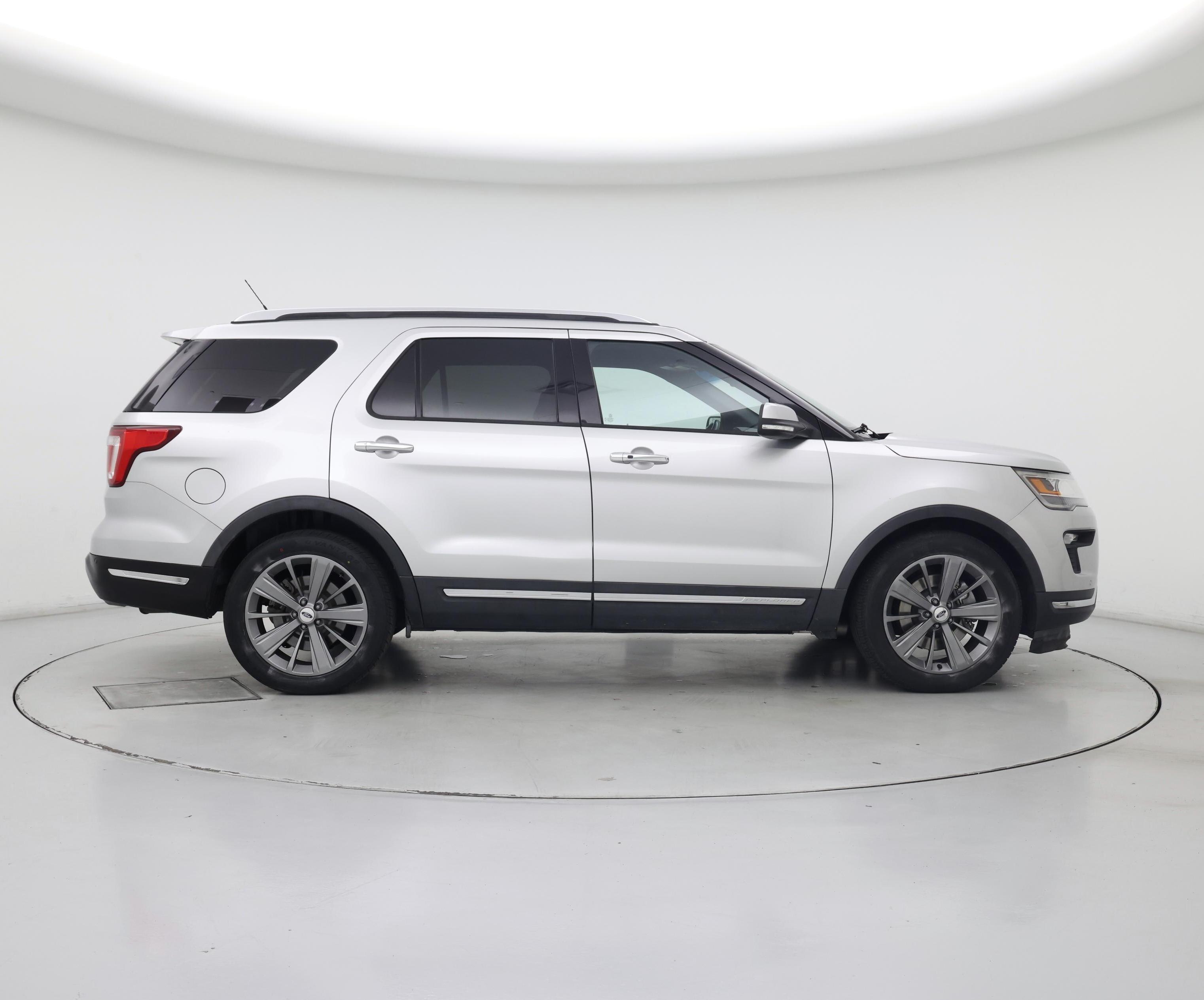 Thumbnail: 2018 Ford Explorer - 7
