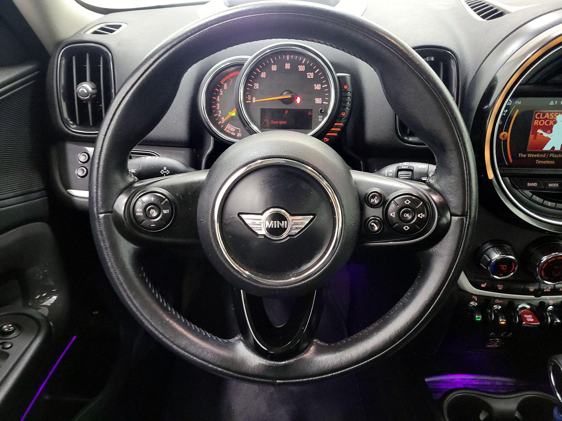 Thumbnail: 2017 MINI Cooper Countryman - 10