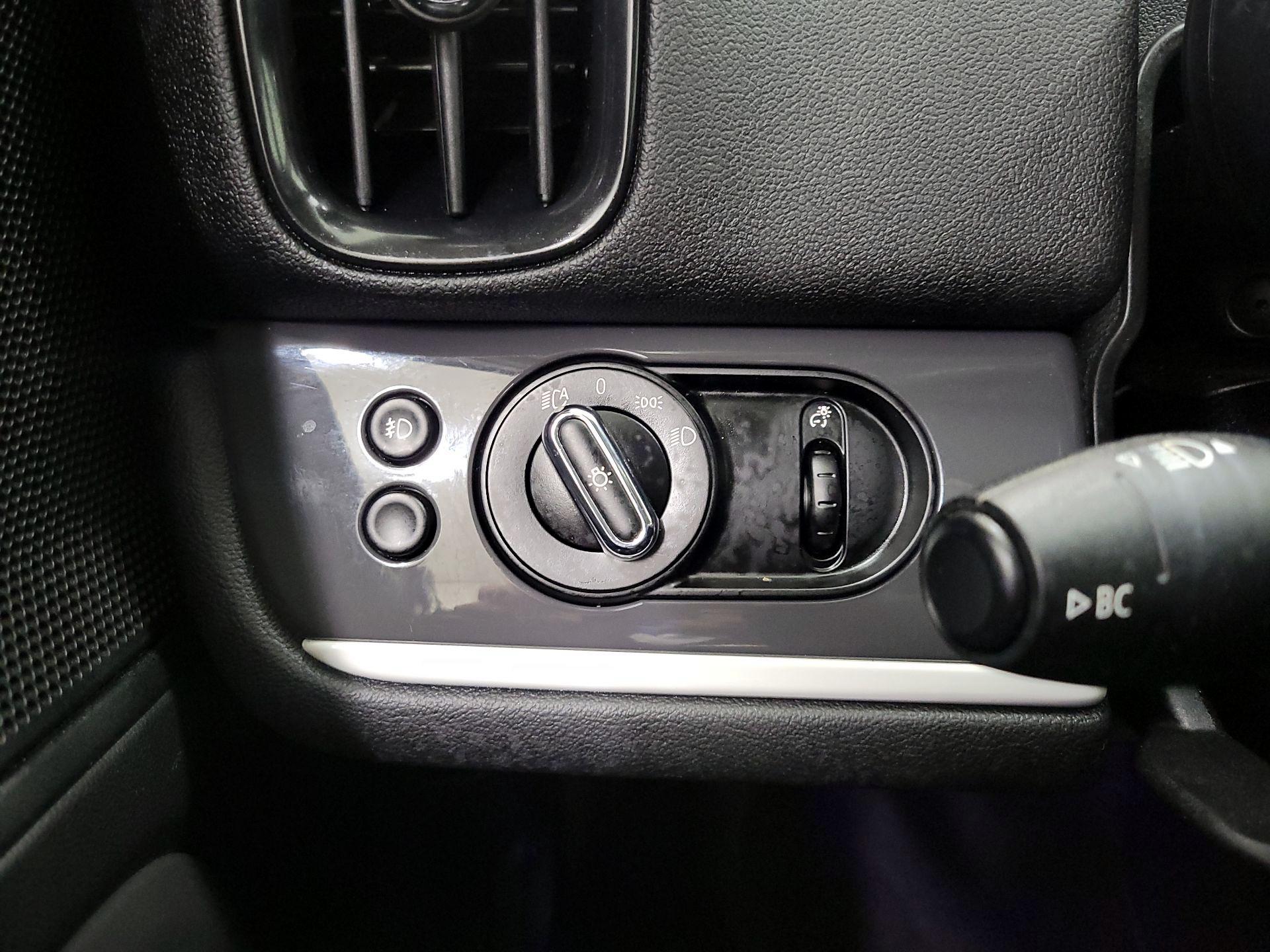 Thumbnail: 2017 MINI Cooper Countryman - 13