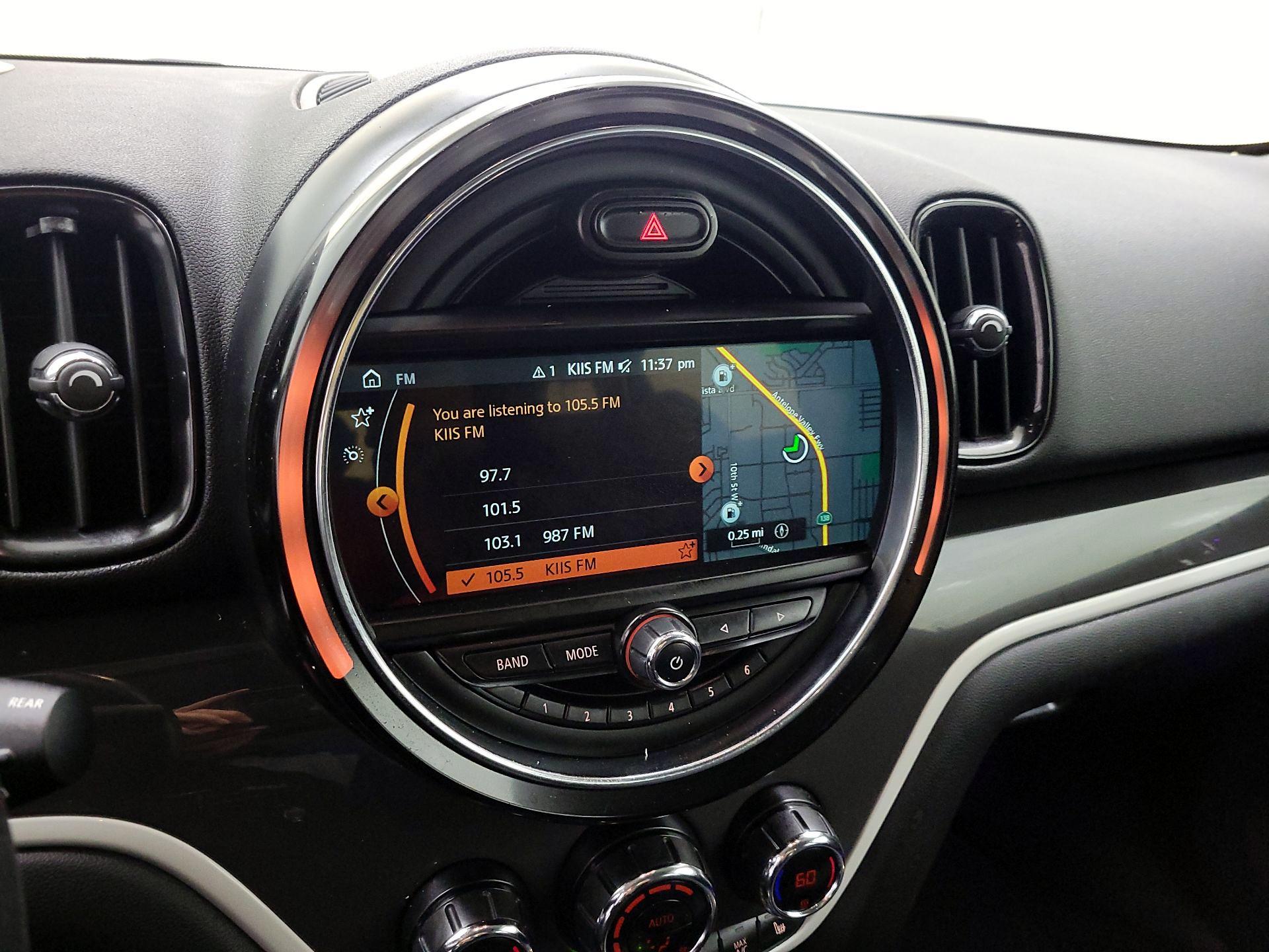 Thumbnail: 2017 MINI Cooper Countryman - 16