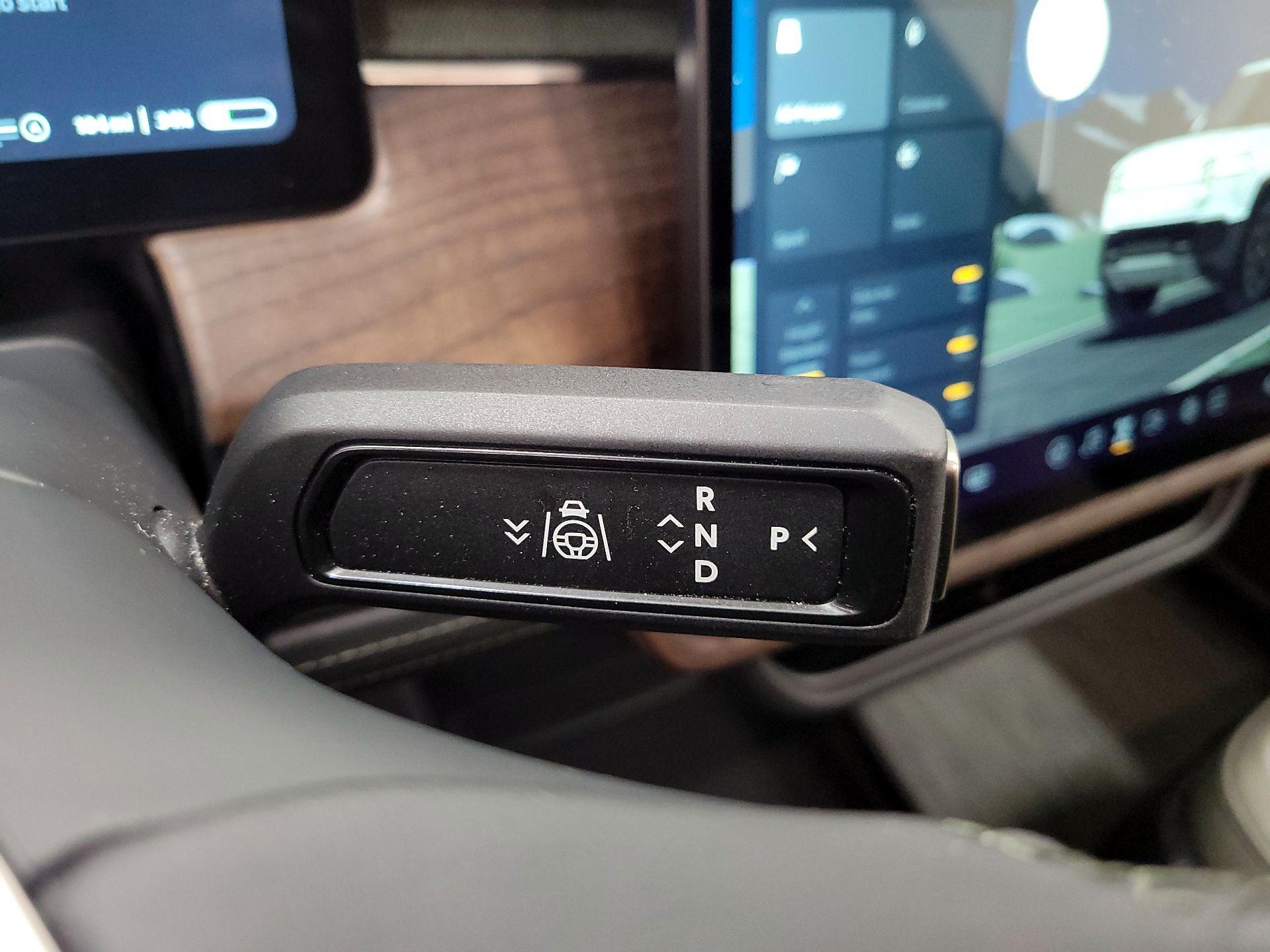 Thumbnail: 2023 Rivian R1T - 16