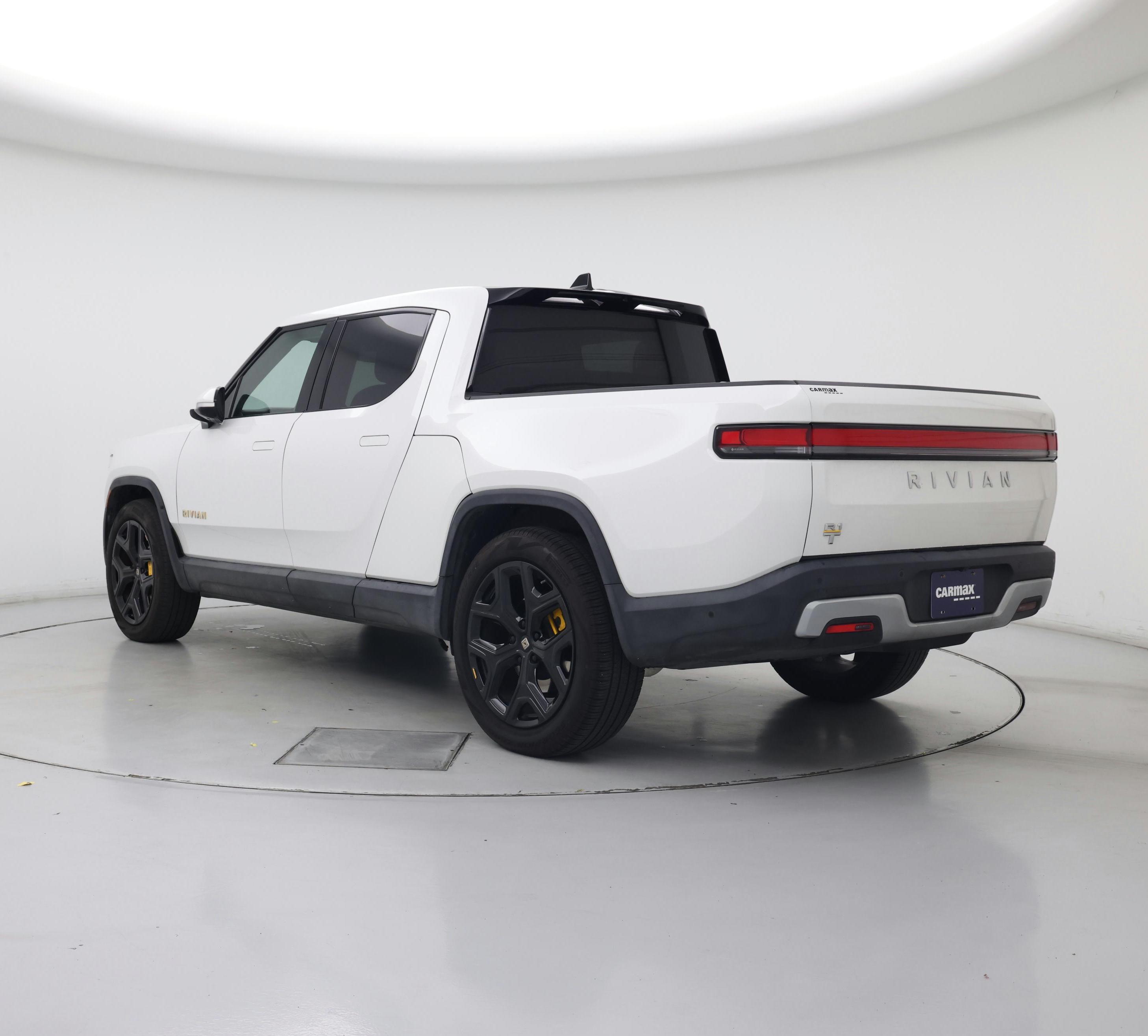 Thumbnail: 2023 Rivian R1T - 2