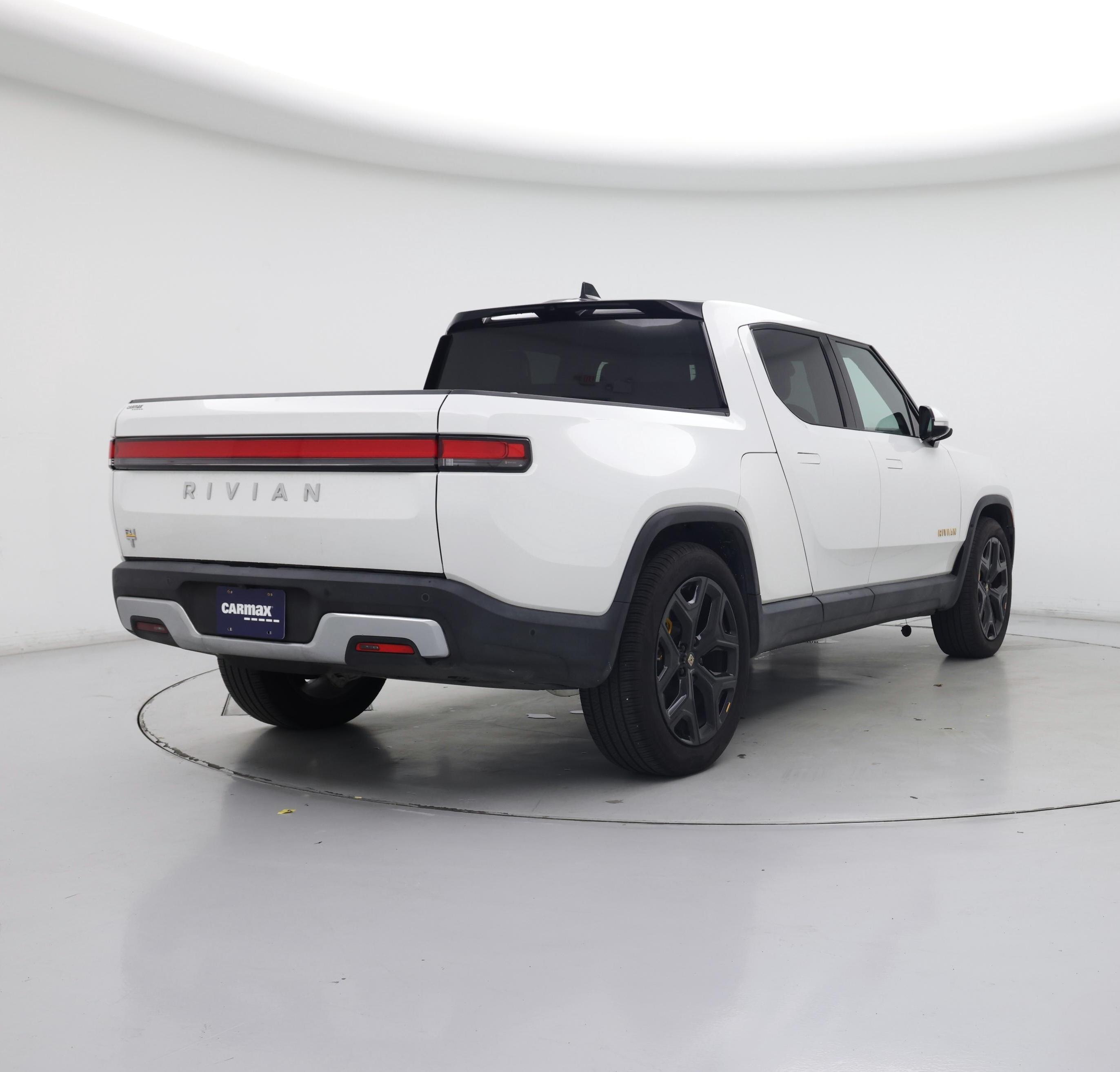 Thumbnail: 2023 Rivian R1T - 8