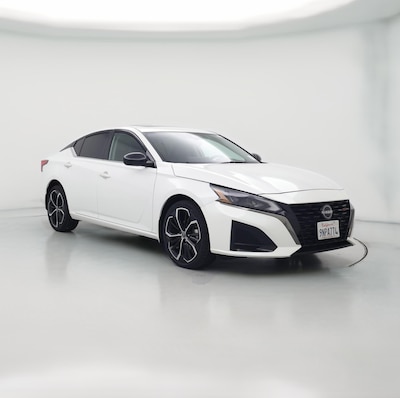 2023 Nissan Altima SR