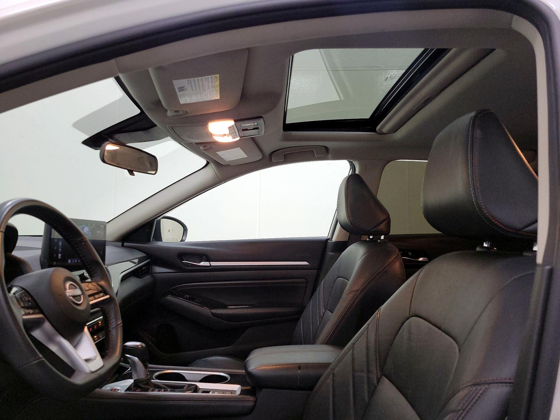 Thumbnail: 2023 Nissan Altima - 20