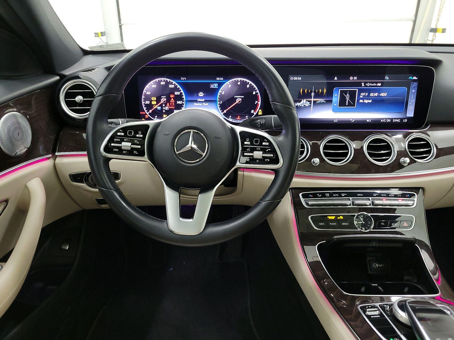 Thumbnail: 2020 Mercedes-Benz E-Class - 10