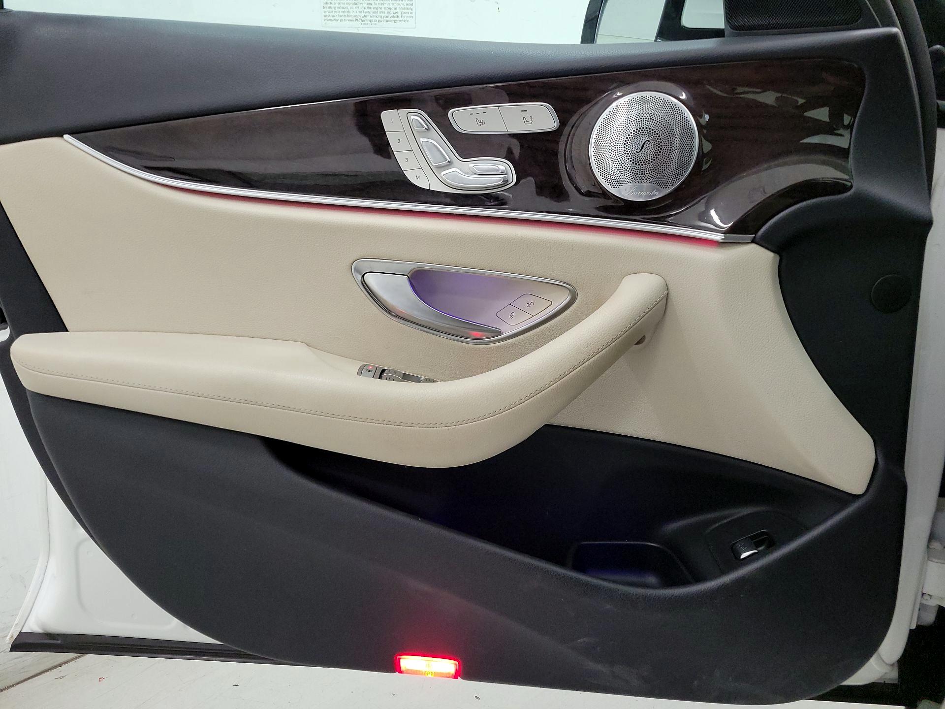 Thumbnail: 2020 Mercedes-Benz E-Class - 12