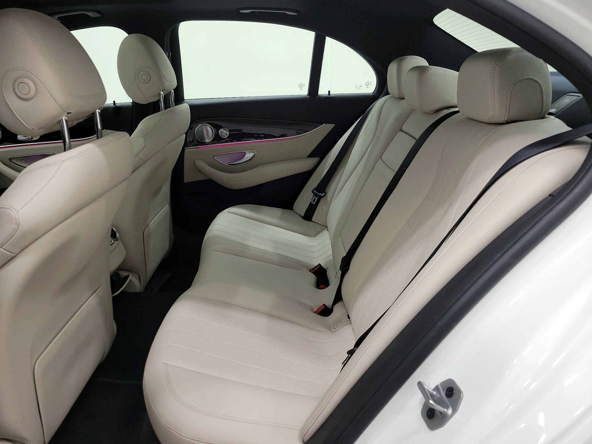 Thumbnail: 2020 Mercedes-Benz E-Class - 20