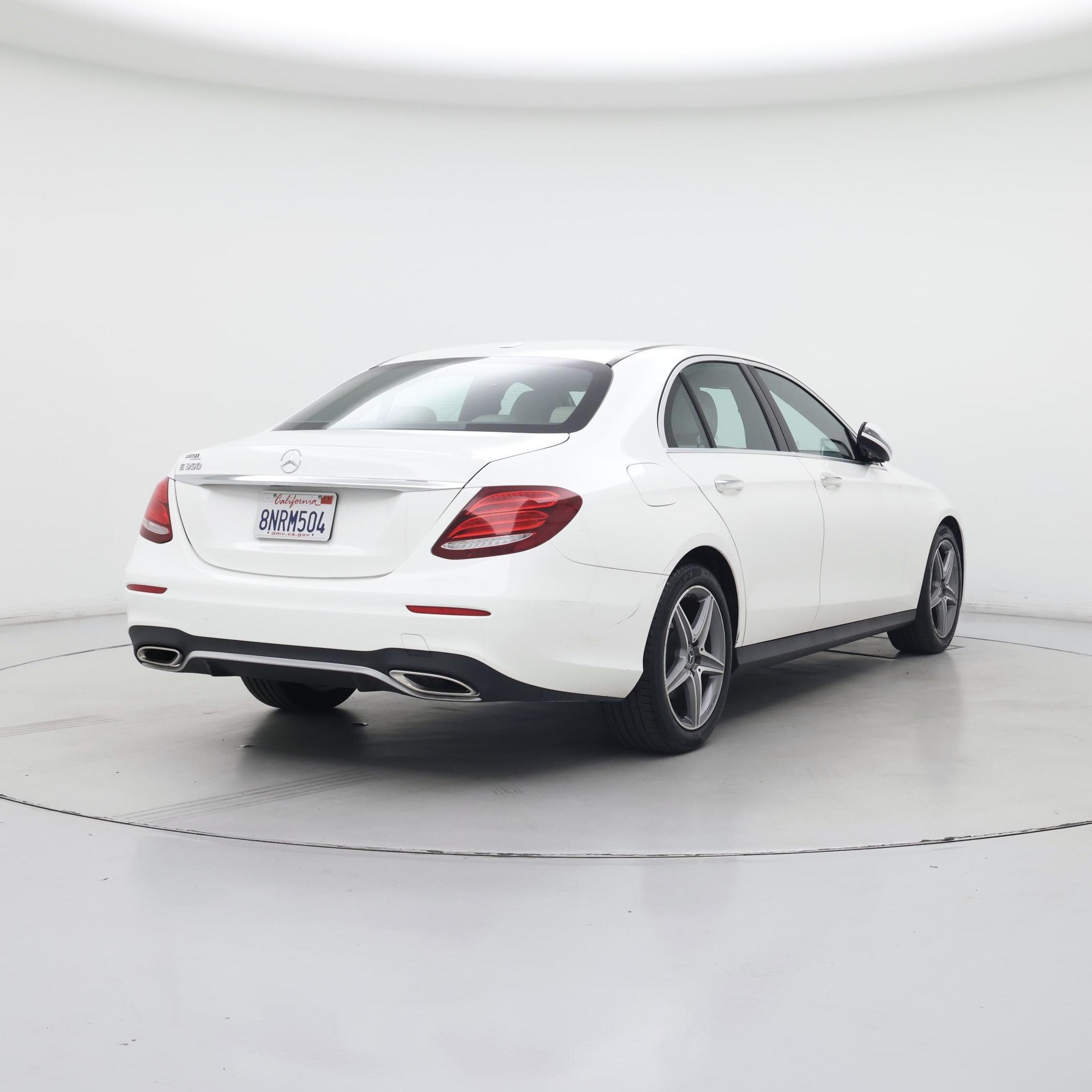 Thumbnail: 2020 Mercedes-Benz E-Class - 8