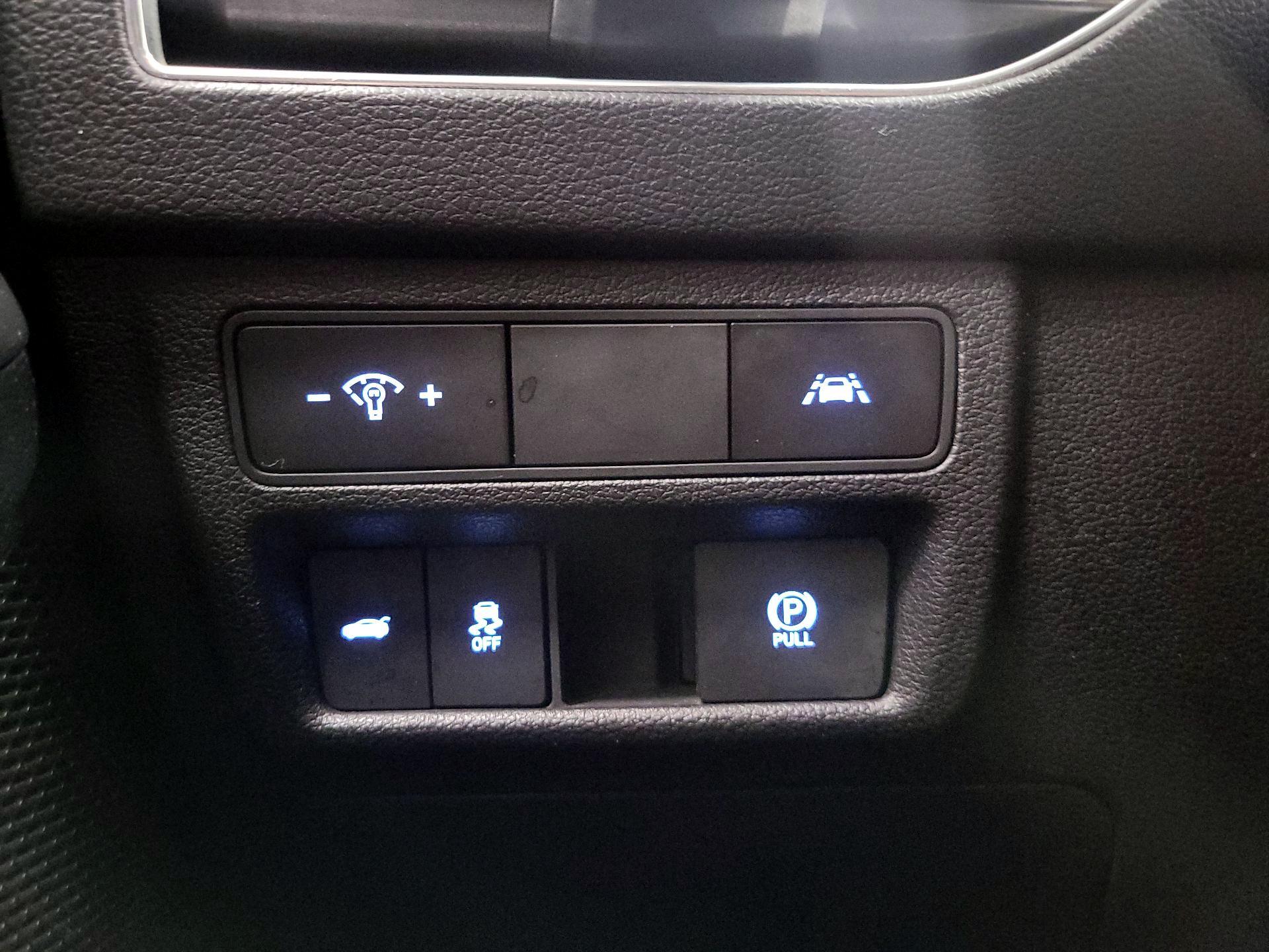 Thumbnail: 2023 Hyundai Sonata - 13