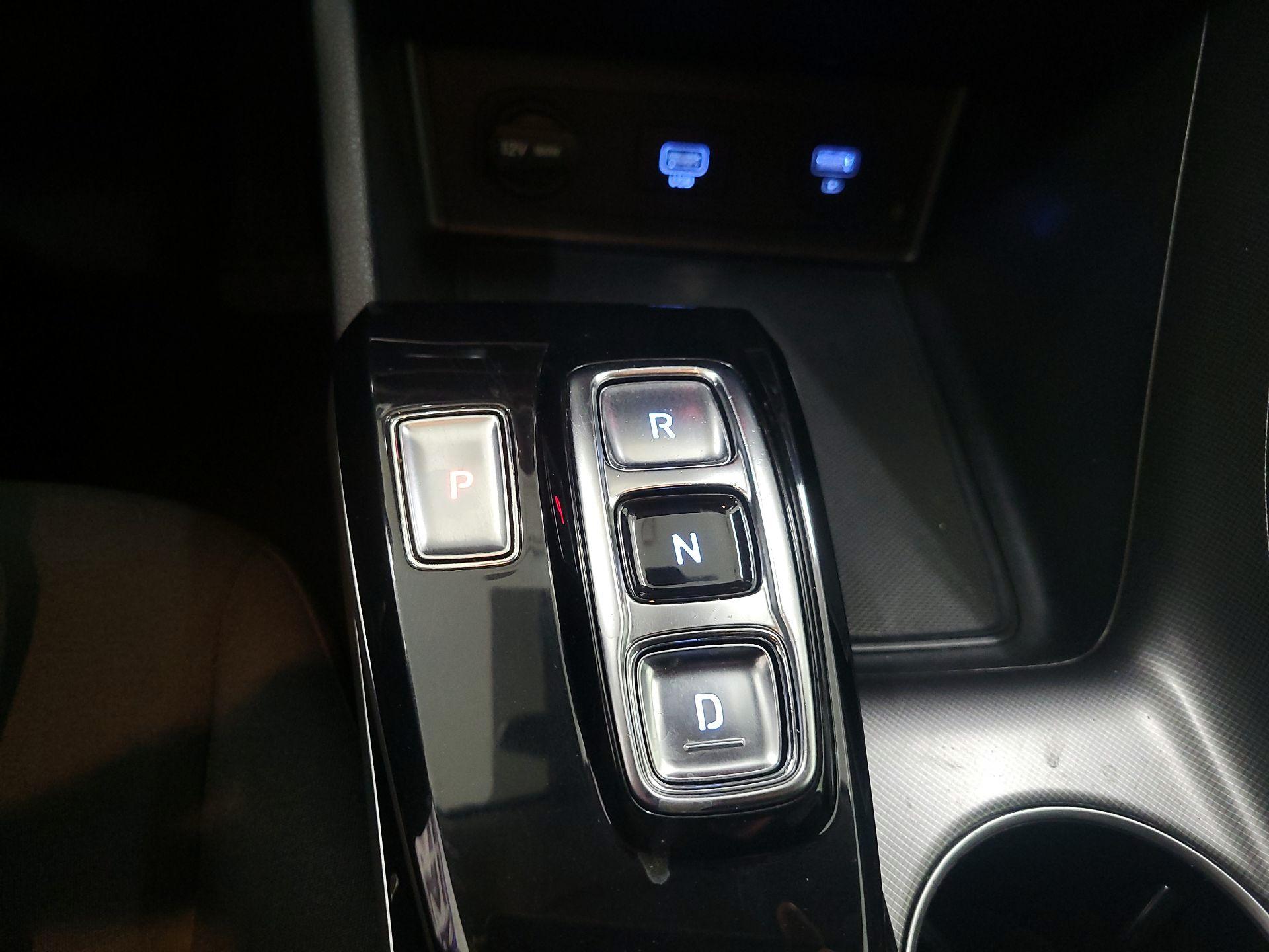 Thumbnail: 2023 Hyundai Sonata - 18