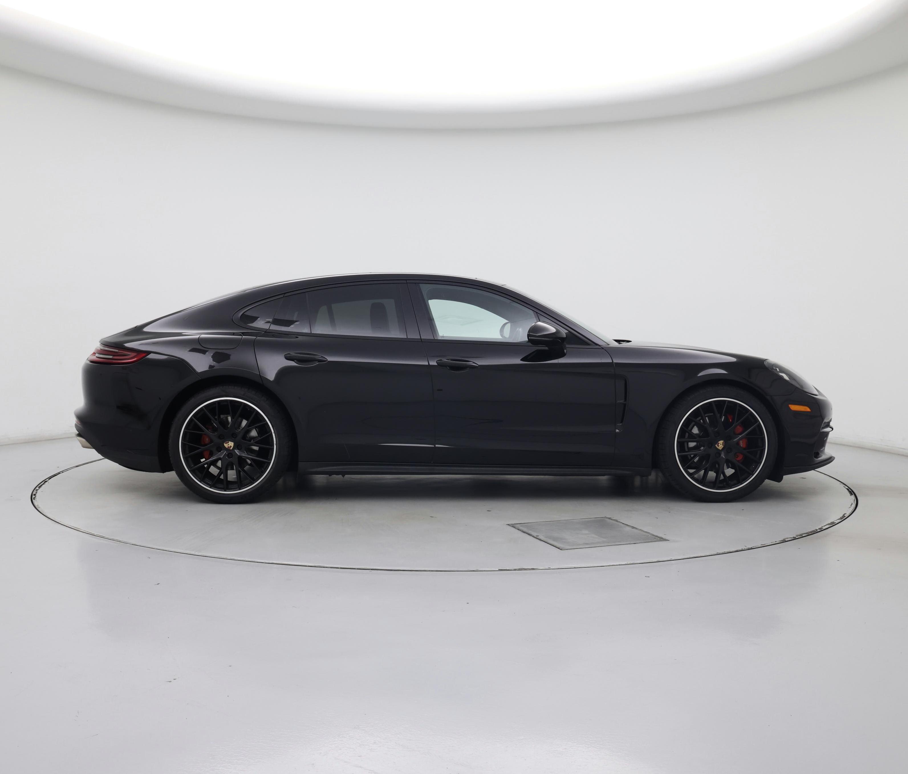 Thumbnail: 2018 Porsche Panamera - 7